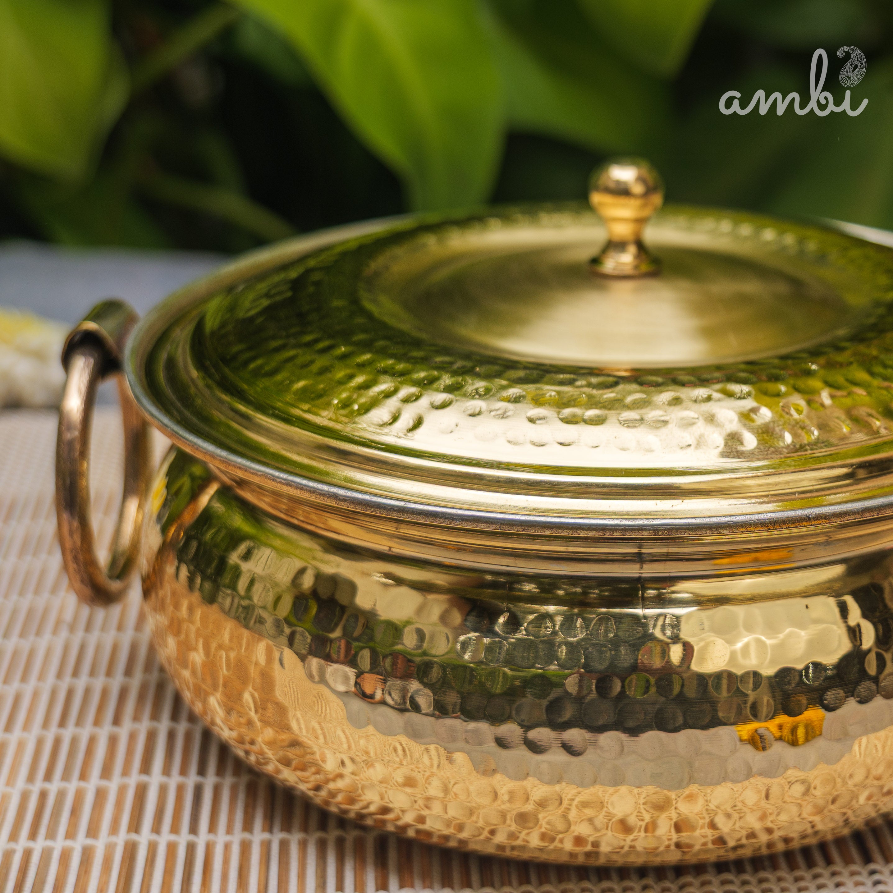 Pure Brass Hammered Biriyani Lagan / Degchi with Kalai - 9 inches diameter