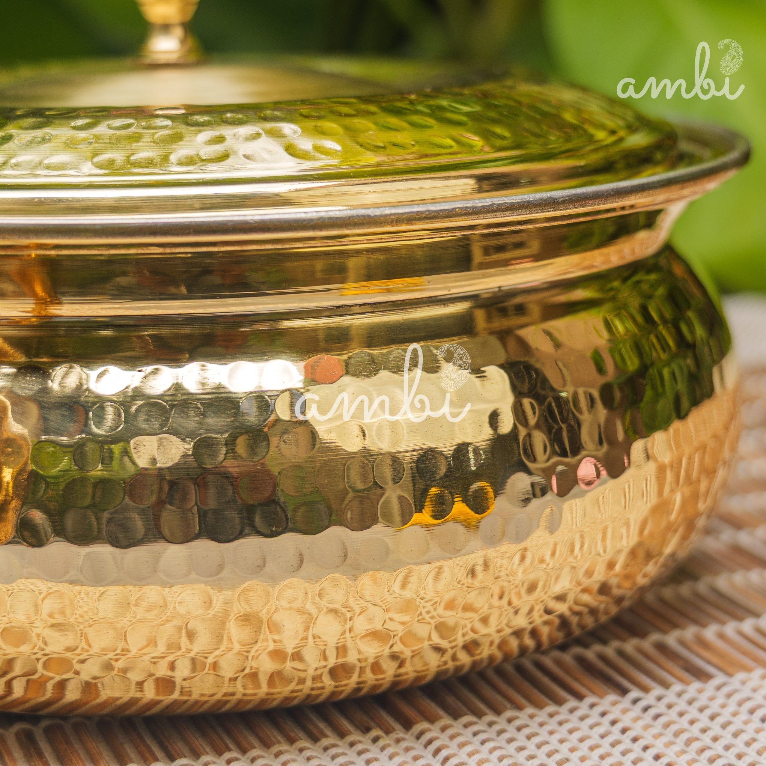 Pure Brass Hammered Biriyani Lagan / Degchi with Kalai - 9 inches diameter