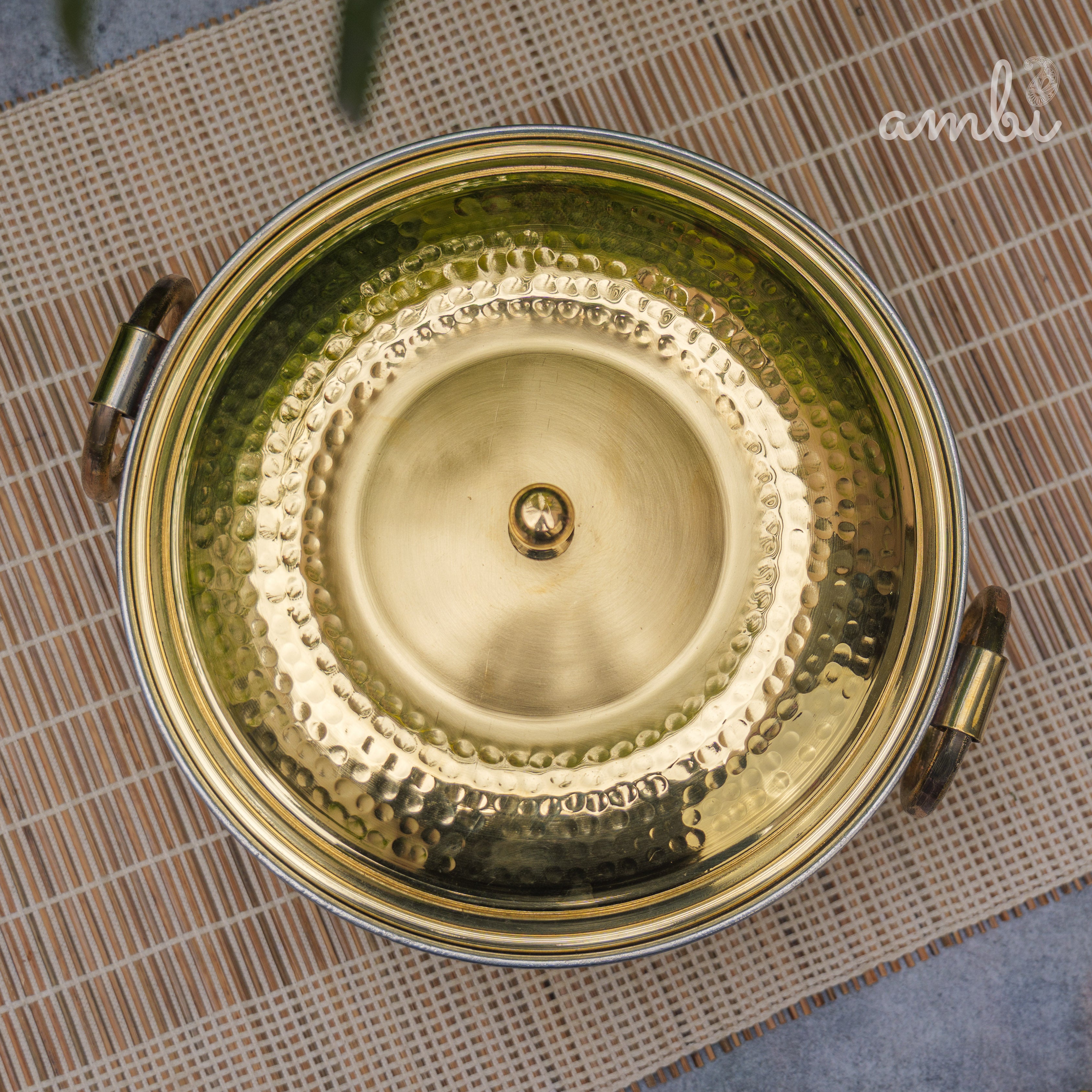 Pure Brass Hammered Biriyani Lagan / Degchi with Kalai - 9 inches diameter