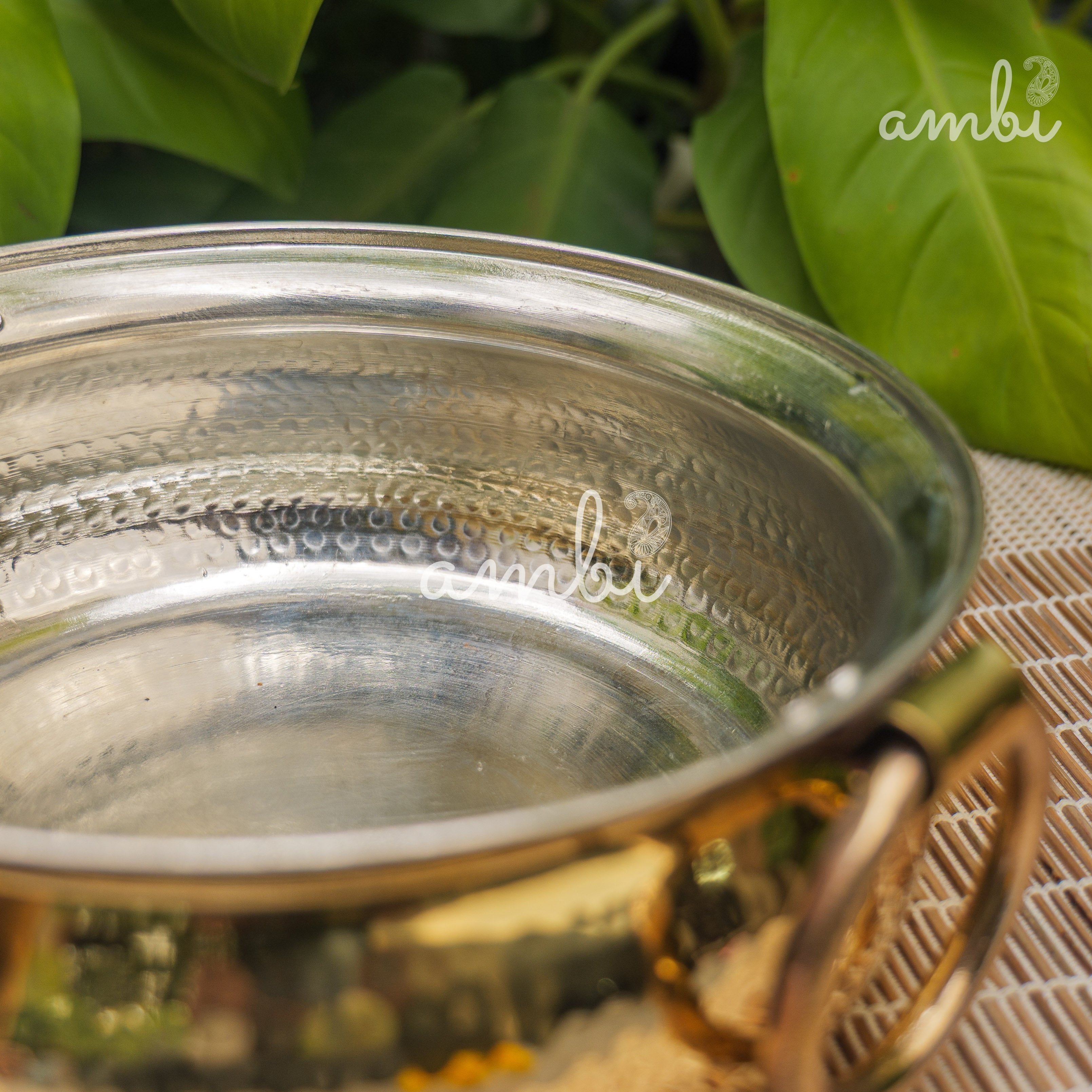 Pure Brass Hammered Biriyani Lagan / Degchi with Kalai - 9 inches diameter