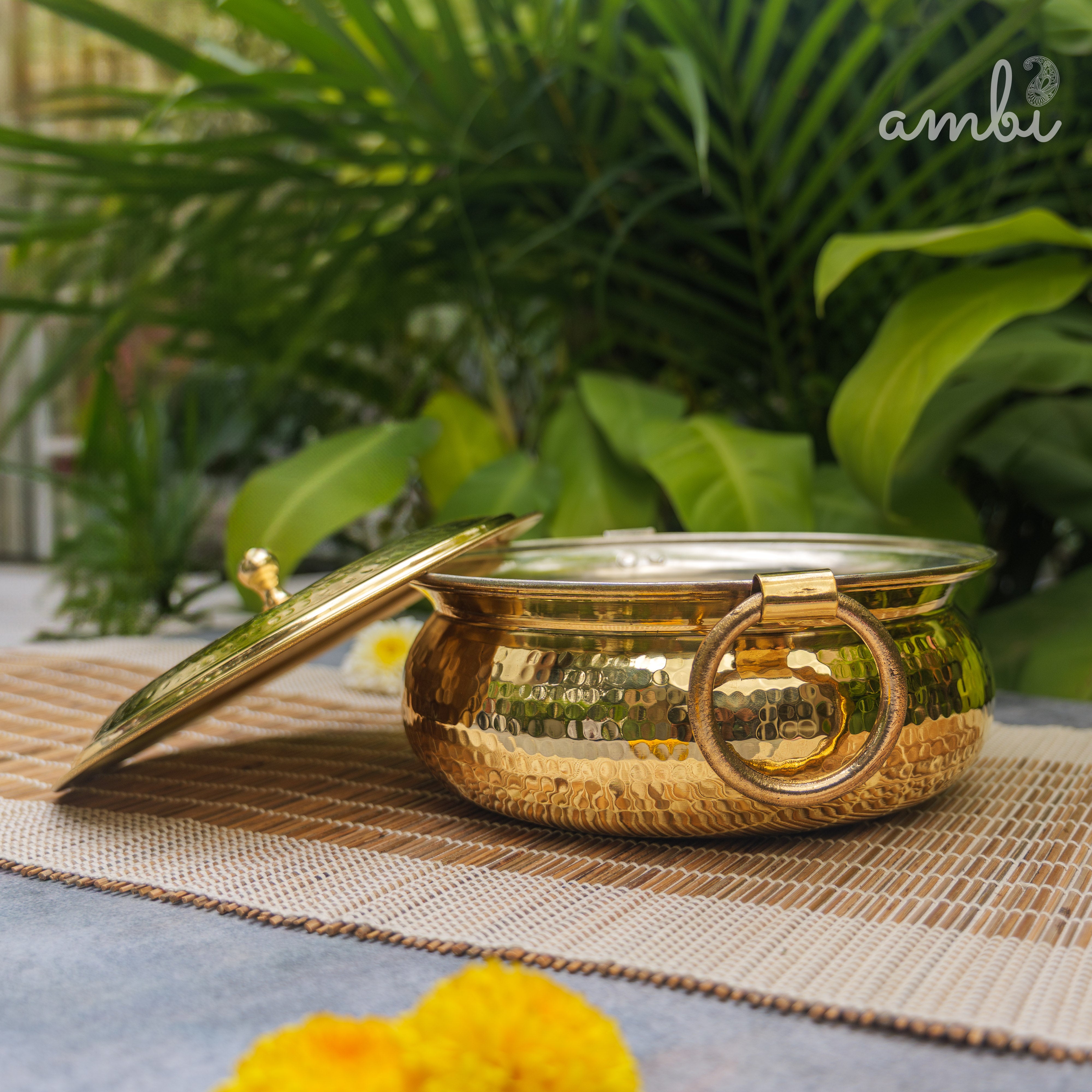 Pure Brass Hammered Biriyani Lagan / Degchi with Kalai - 9 inches diameter