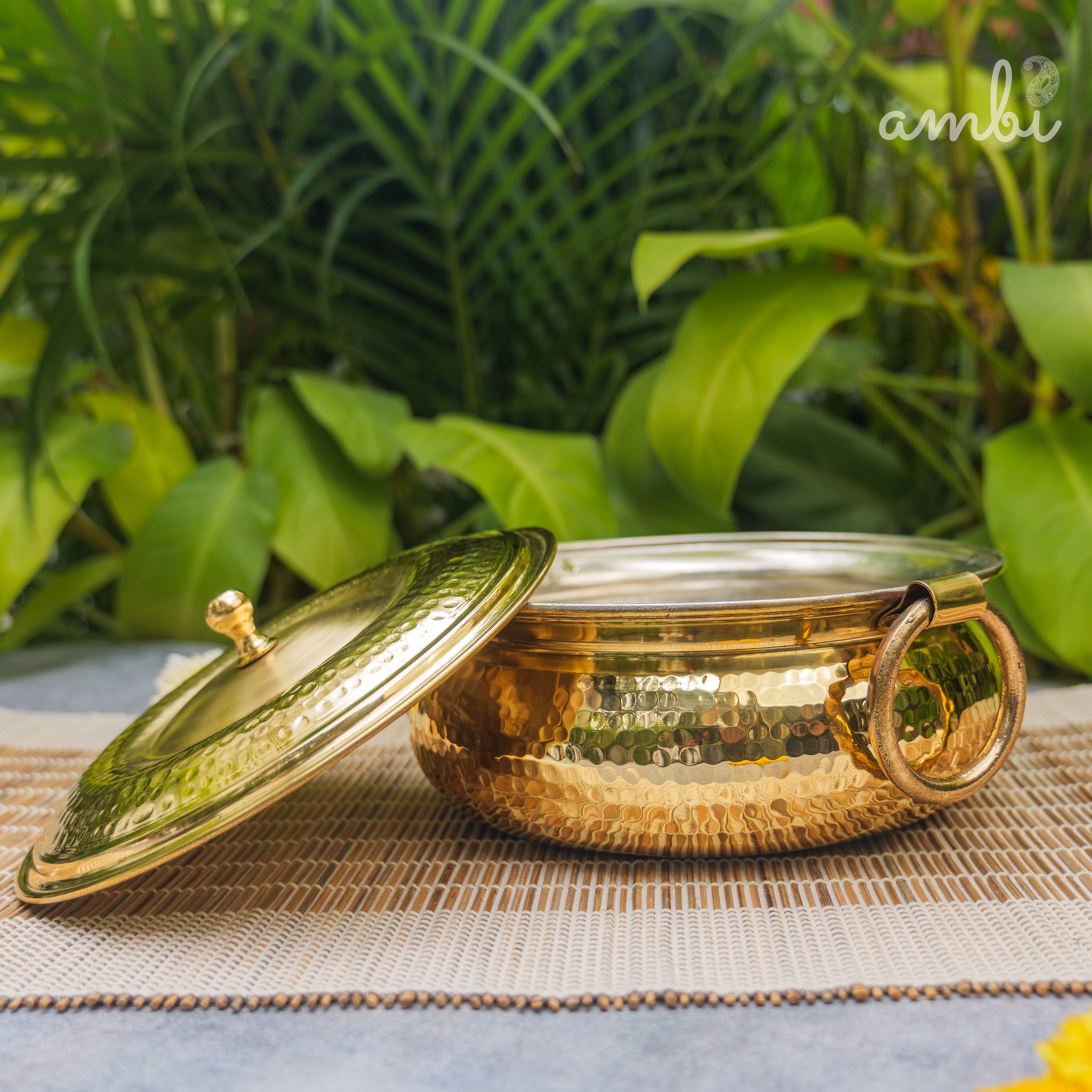Pure Brass Hammered Biriyani Lagan / Degchi with Kalai - 9 inches diameter