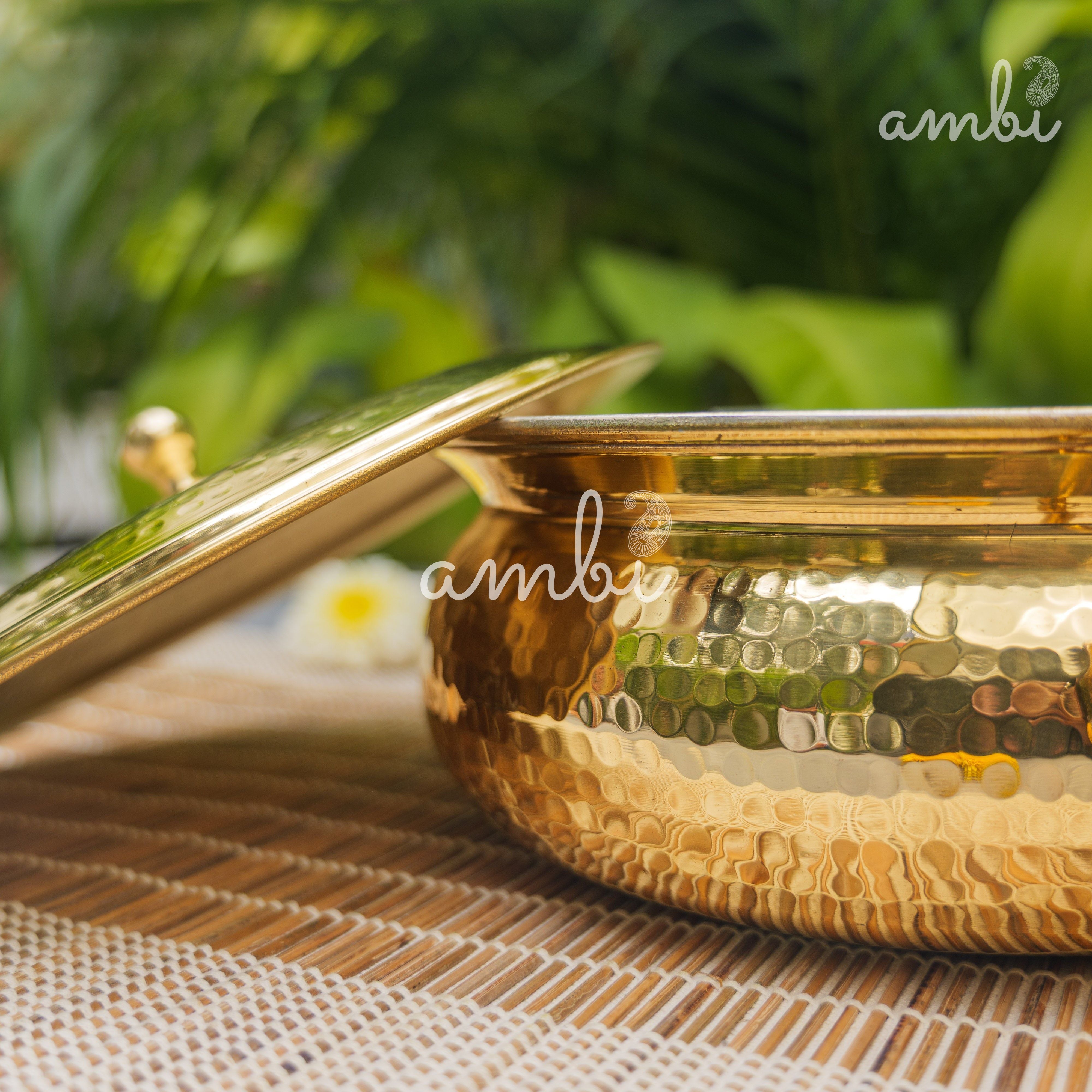Pure Brass Hammered Biriyani Lagan / Degchi with Kalai - 9 inches diameter