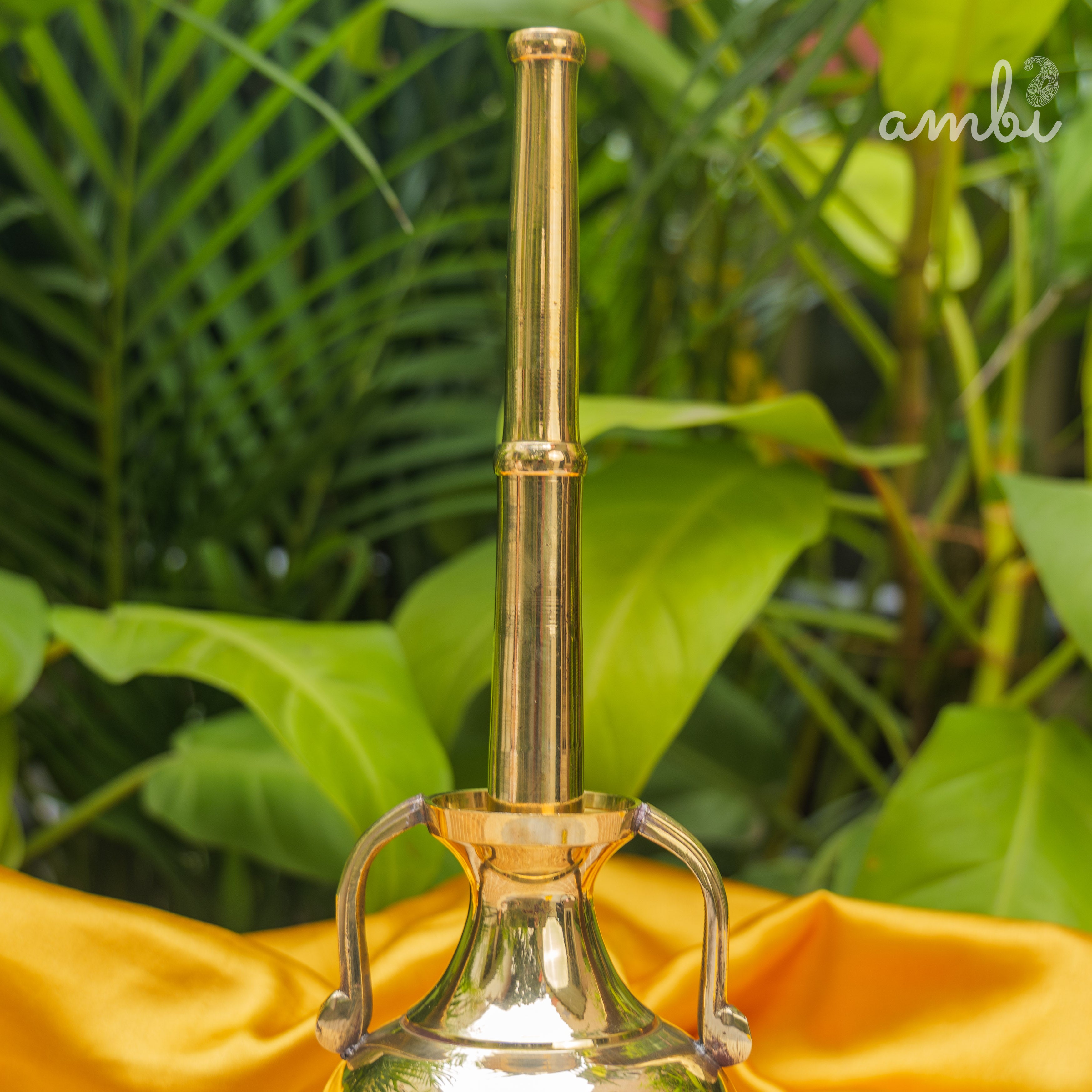 Pure Brass Oil Pot with a Long Pouring Spout - 750 ML