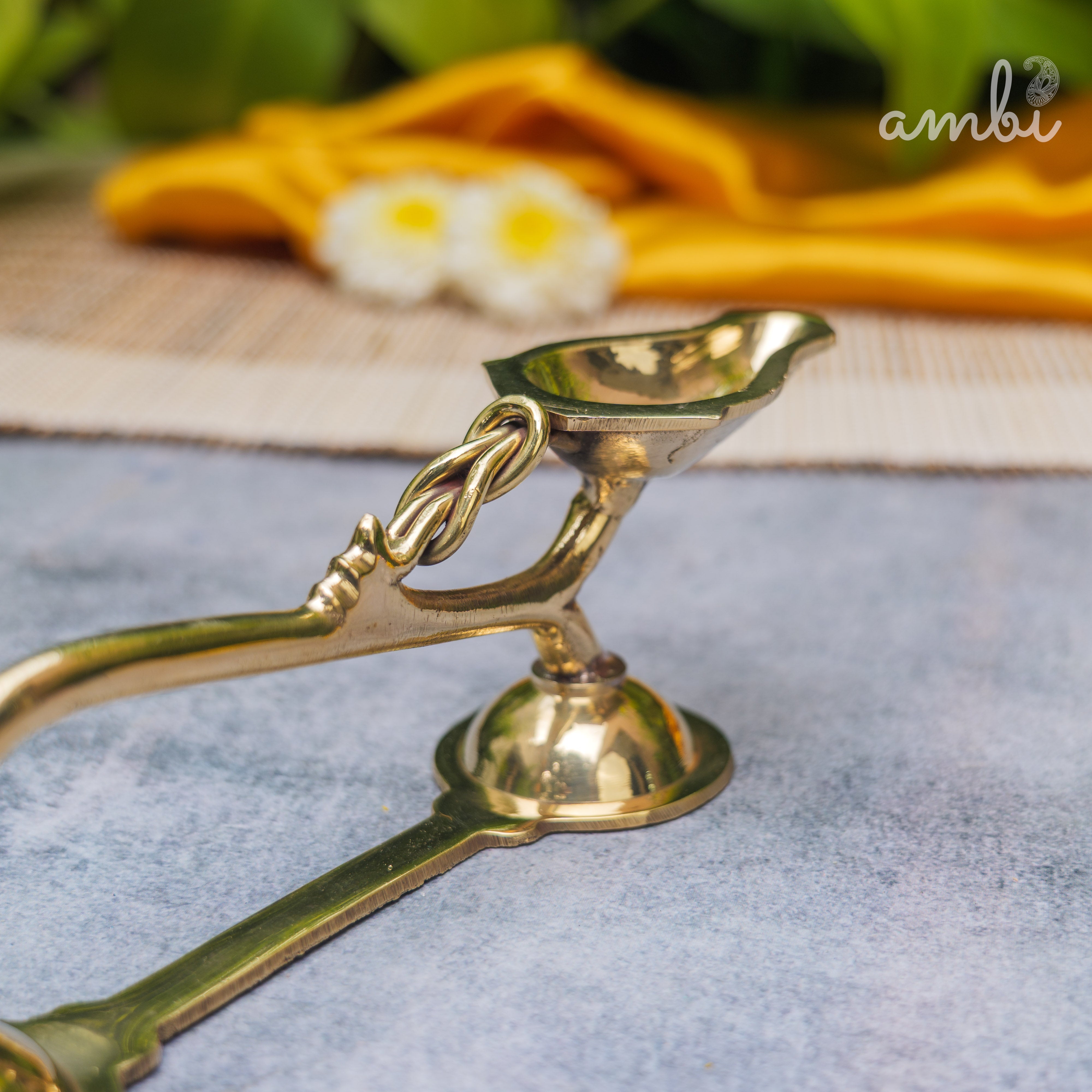 Handcrafted Brass Puja Dhoop Aarti Diya with Long Handle | 5.5 Inches | Small |