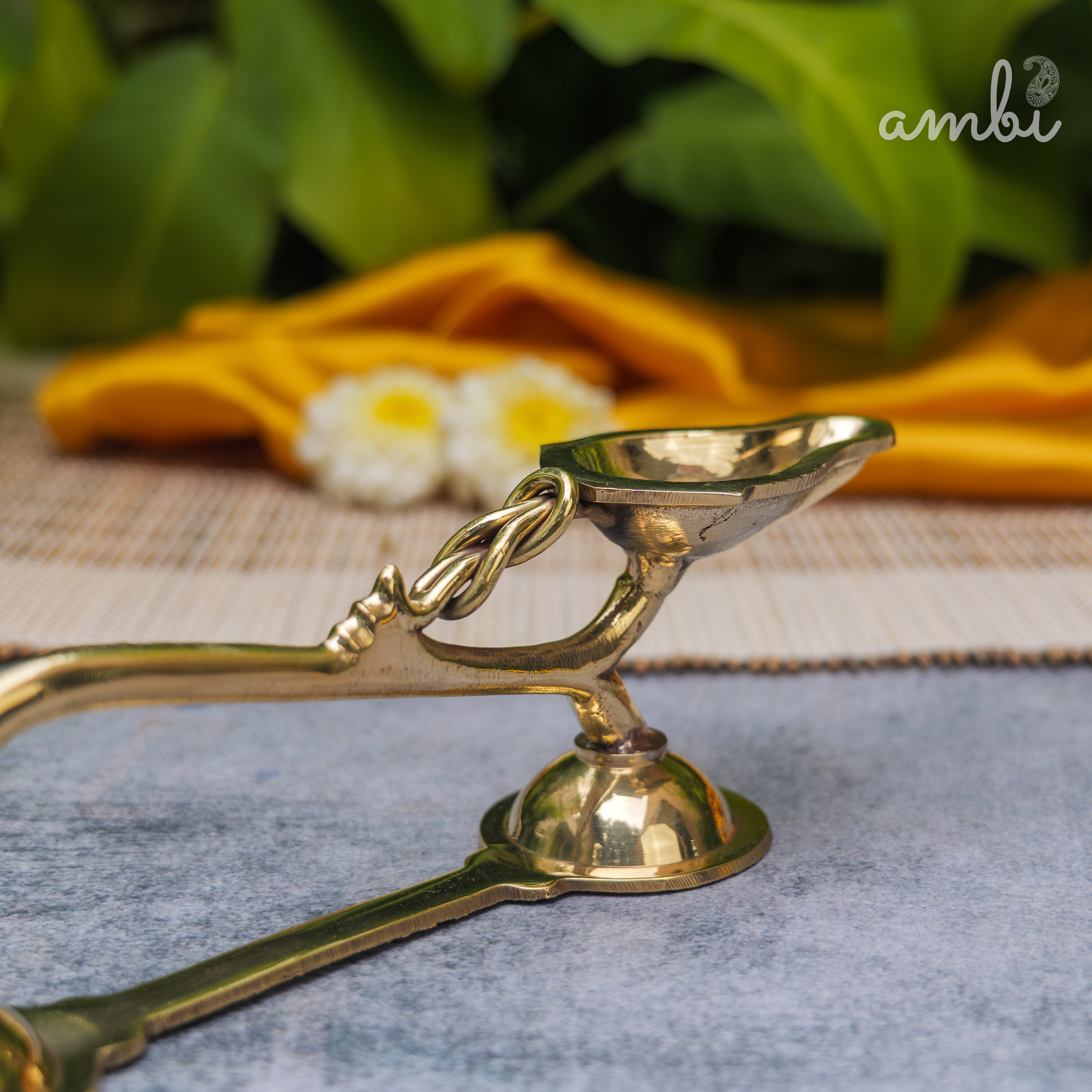 Handcrafted Brass Puja Dhoop Aarti Diya with Long Handle | 5.5 Inches | Small |