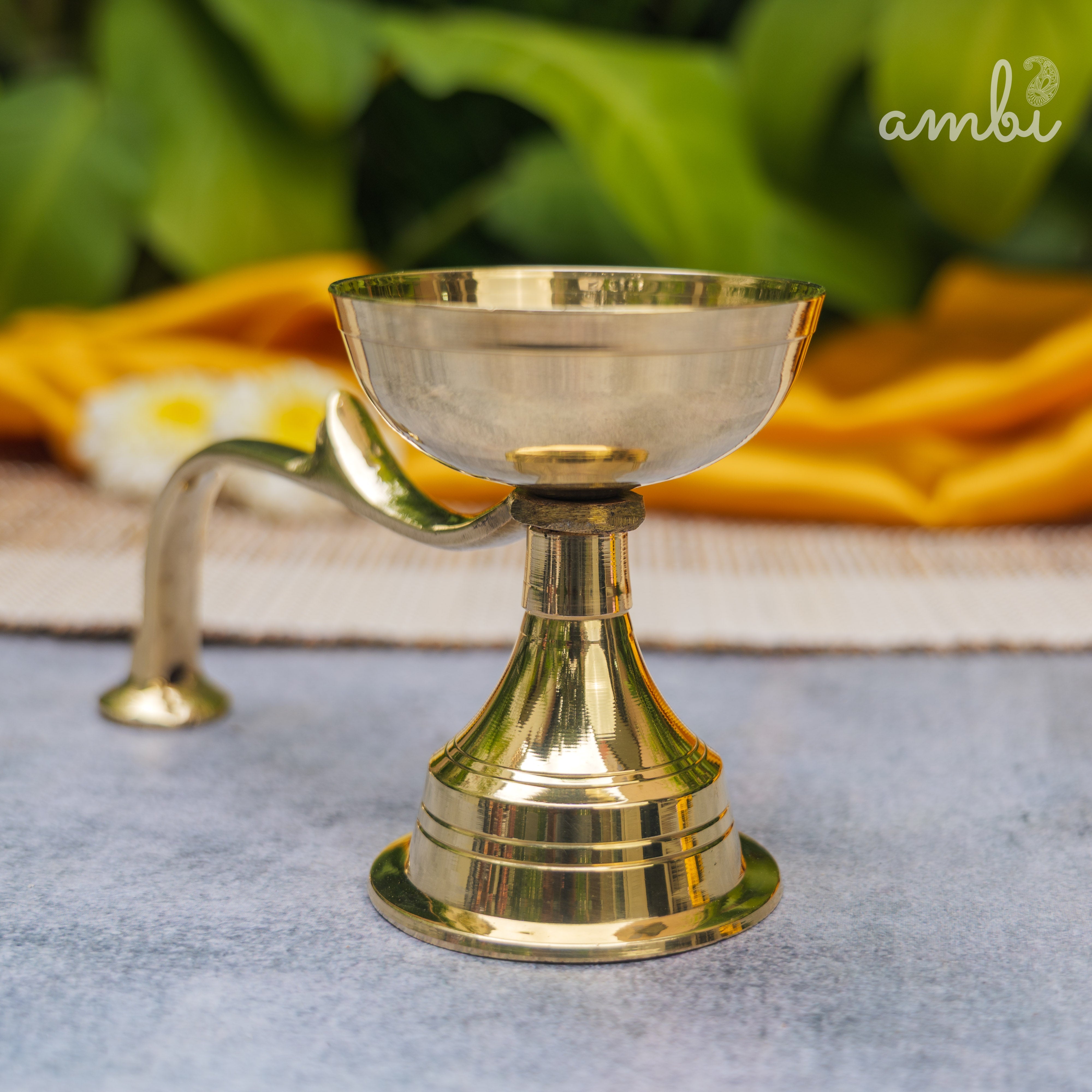 Handcrafted Pure Brass Dhoop Aarti Diya with Handle — 6 Inches | Small |