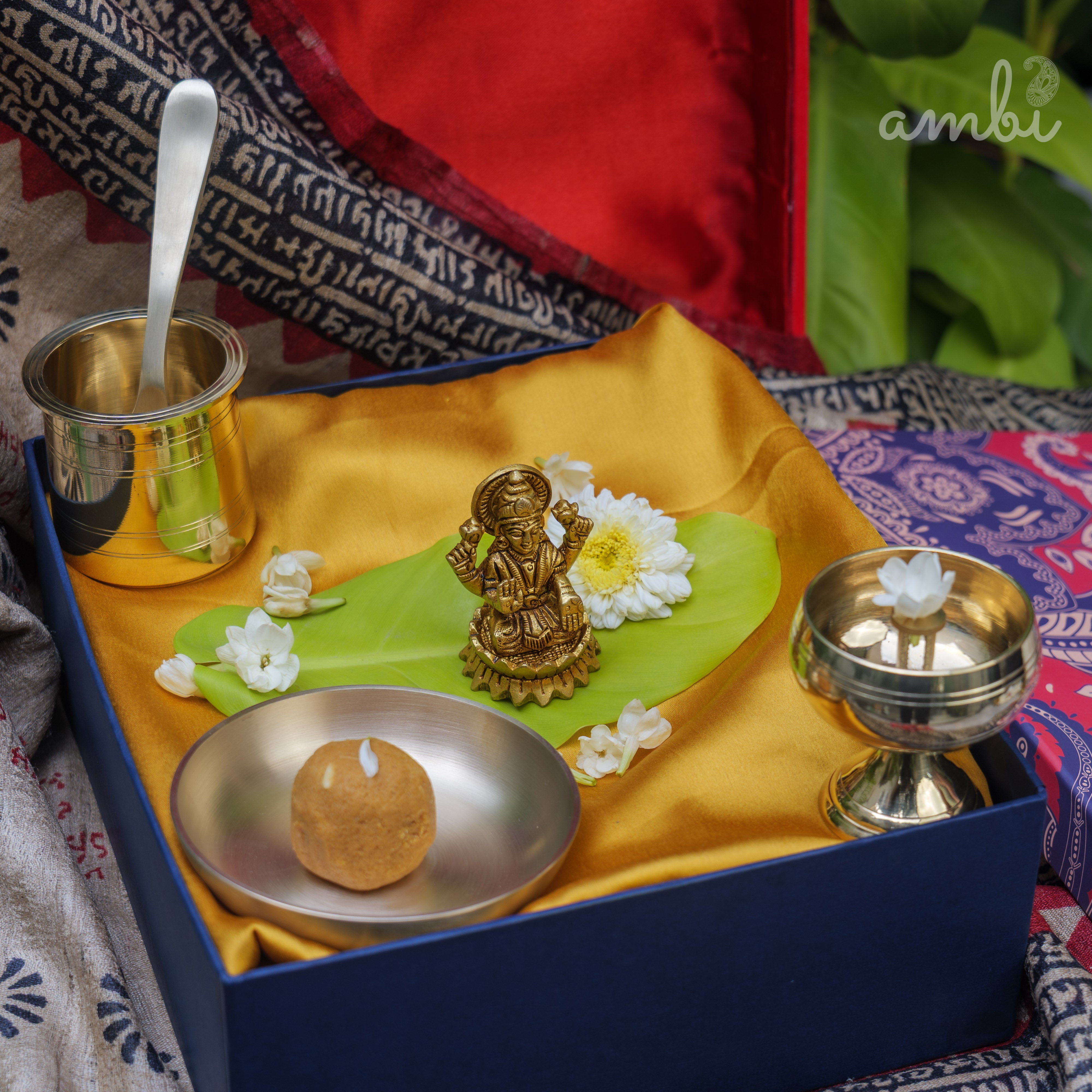Pure Brass Goddess Lakshmi Idol - 2.5 inch height