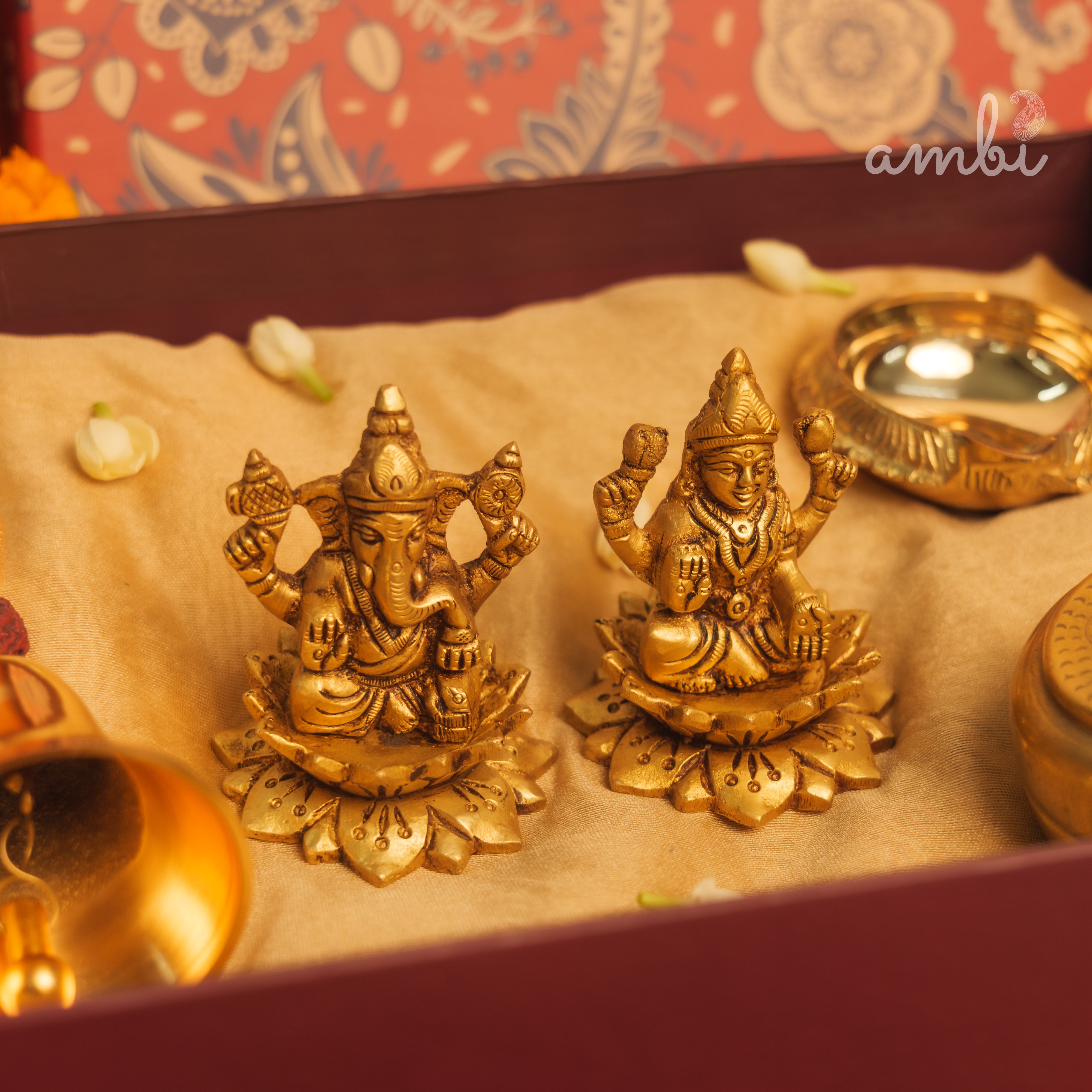 Pure Brass Laxmi Ganesh Idol Giftbox