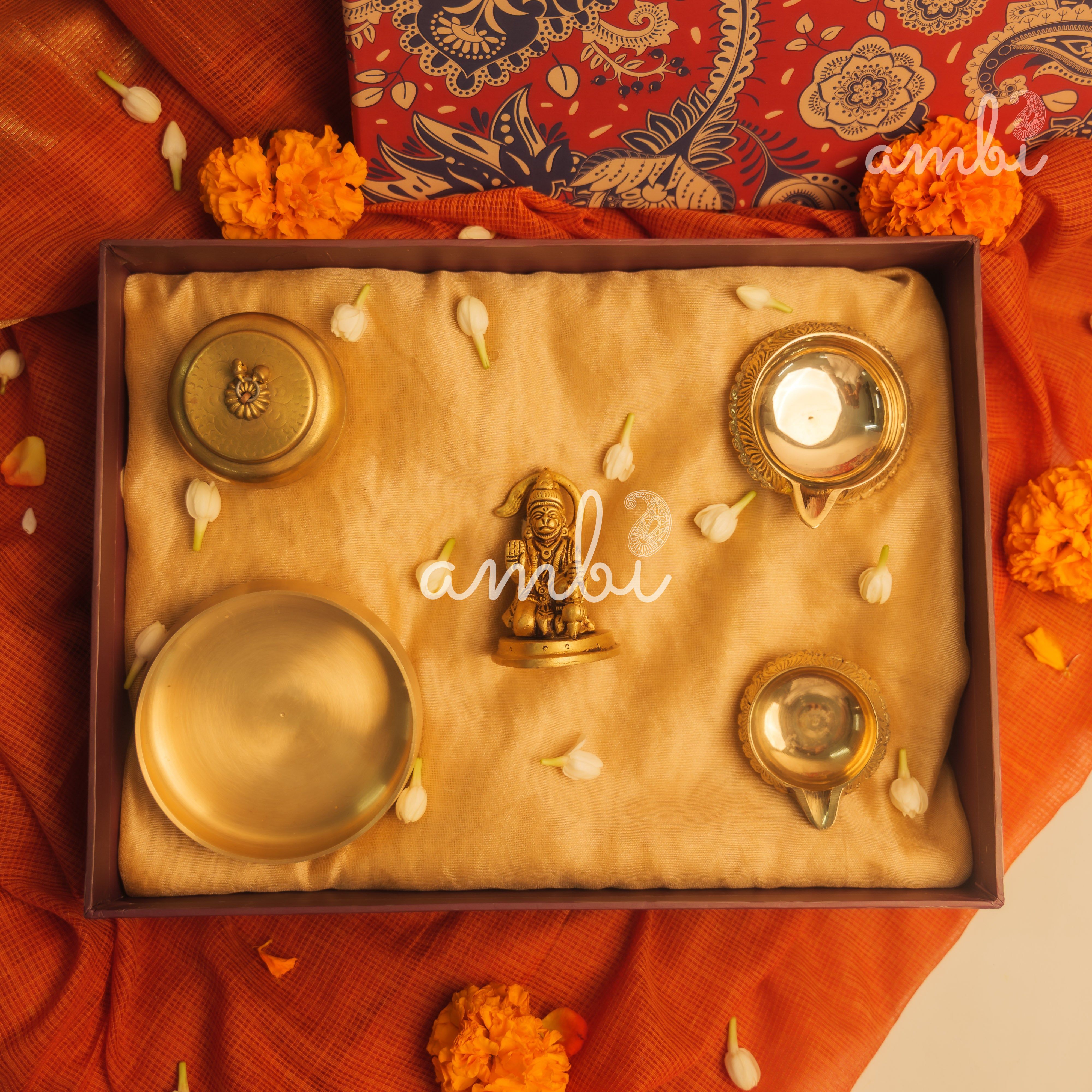 Pure Brass Hanuman Idol Giftbox