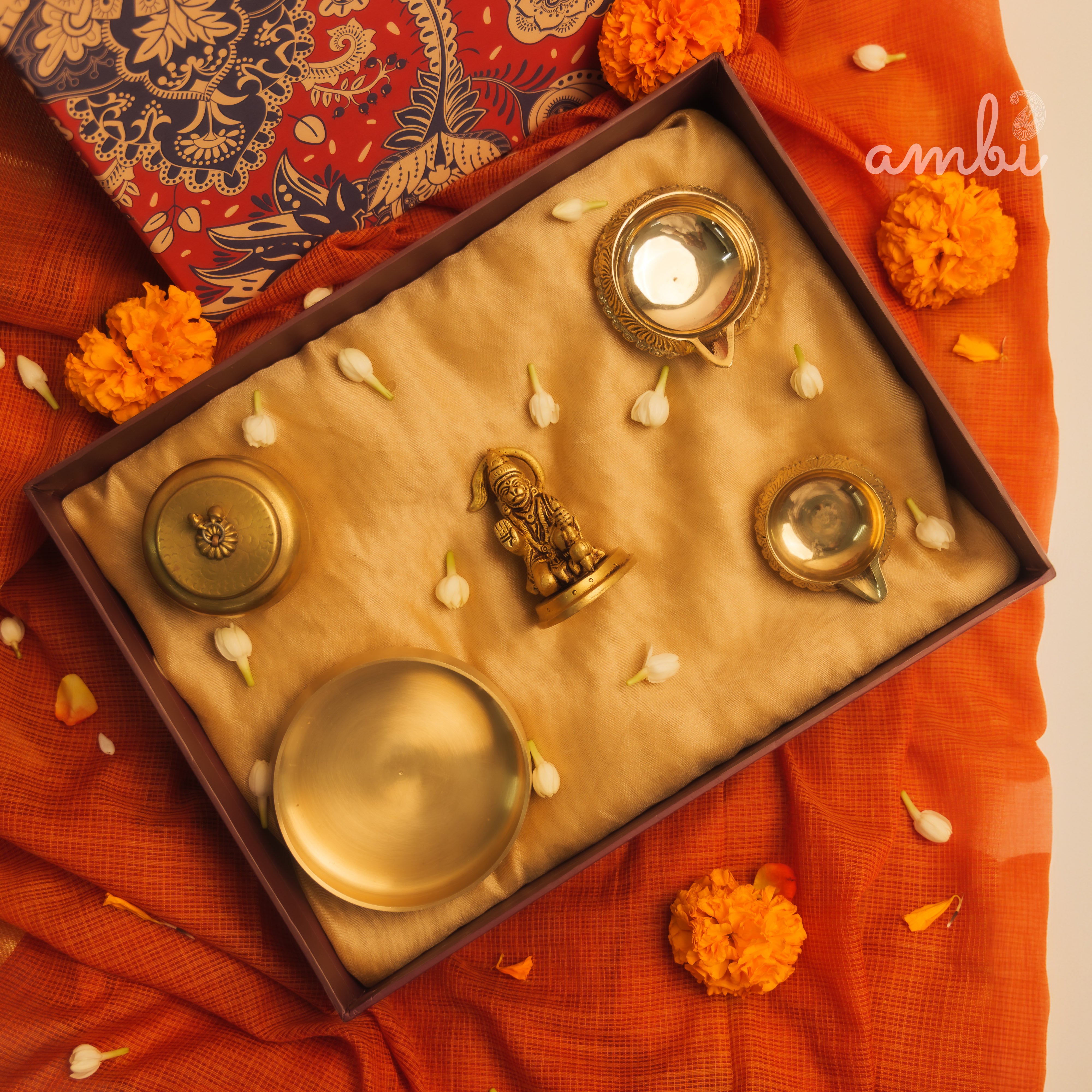 Pure Brass Hanuman Idol Giftbox