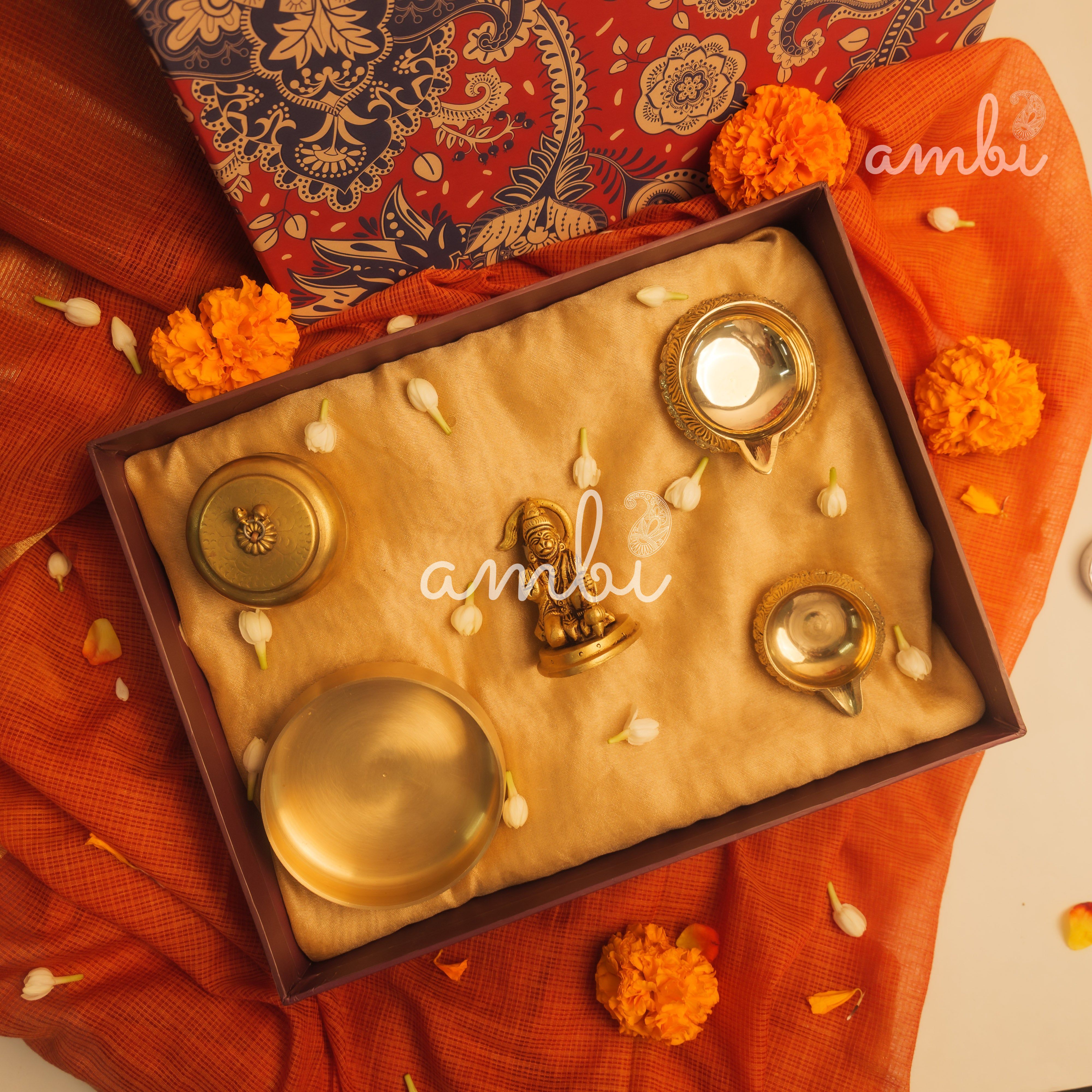 Pure Brass Hanuman Idol Giftbox