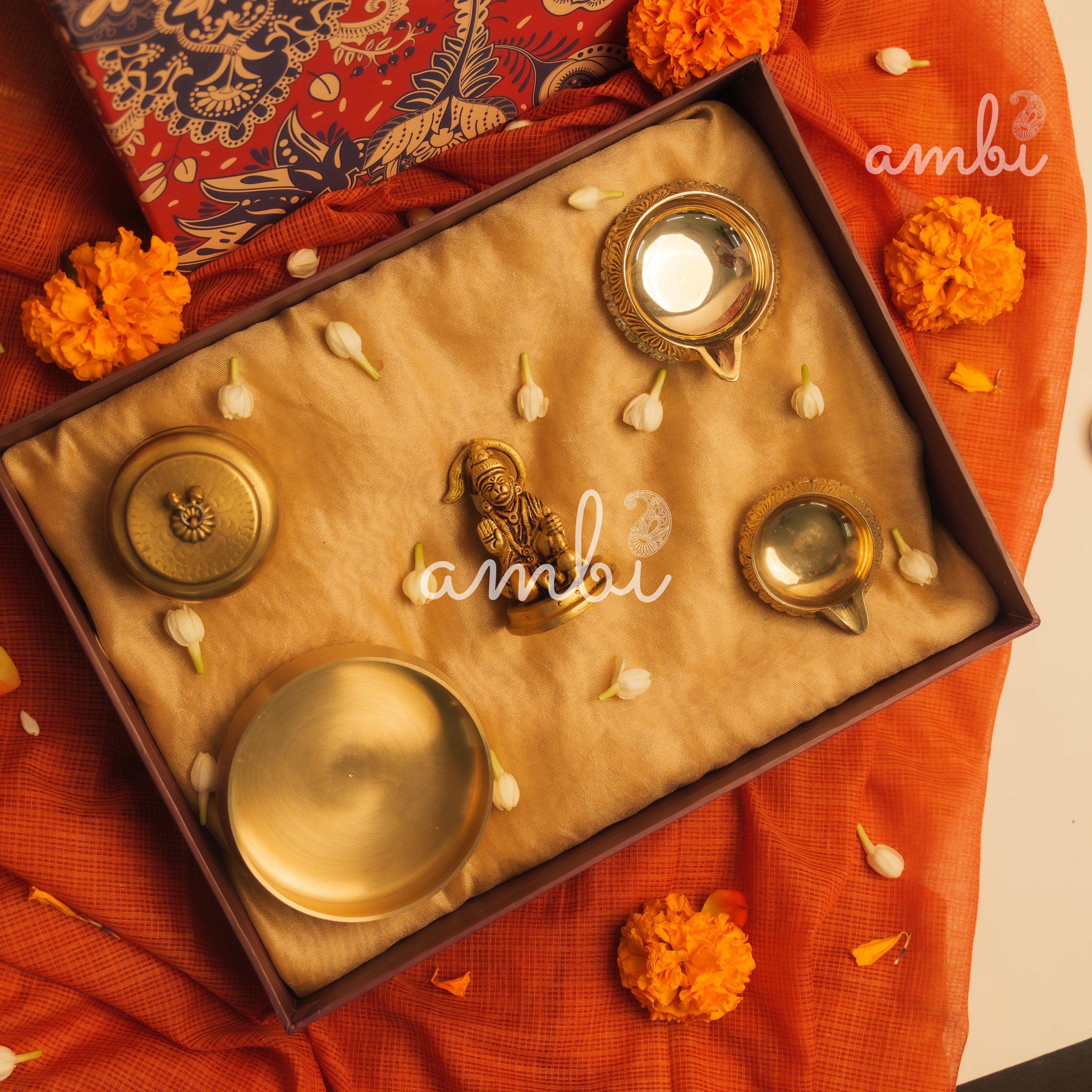 Pure Brass Hanuman Idol Giftbox