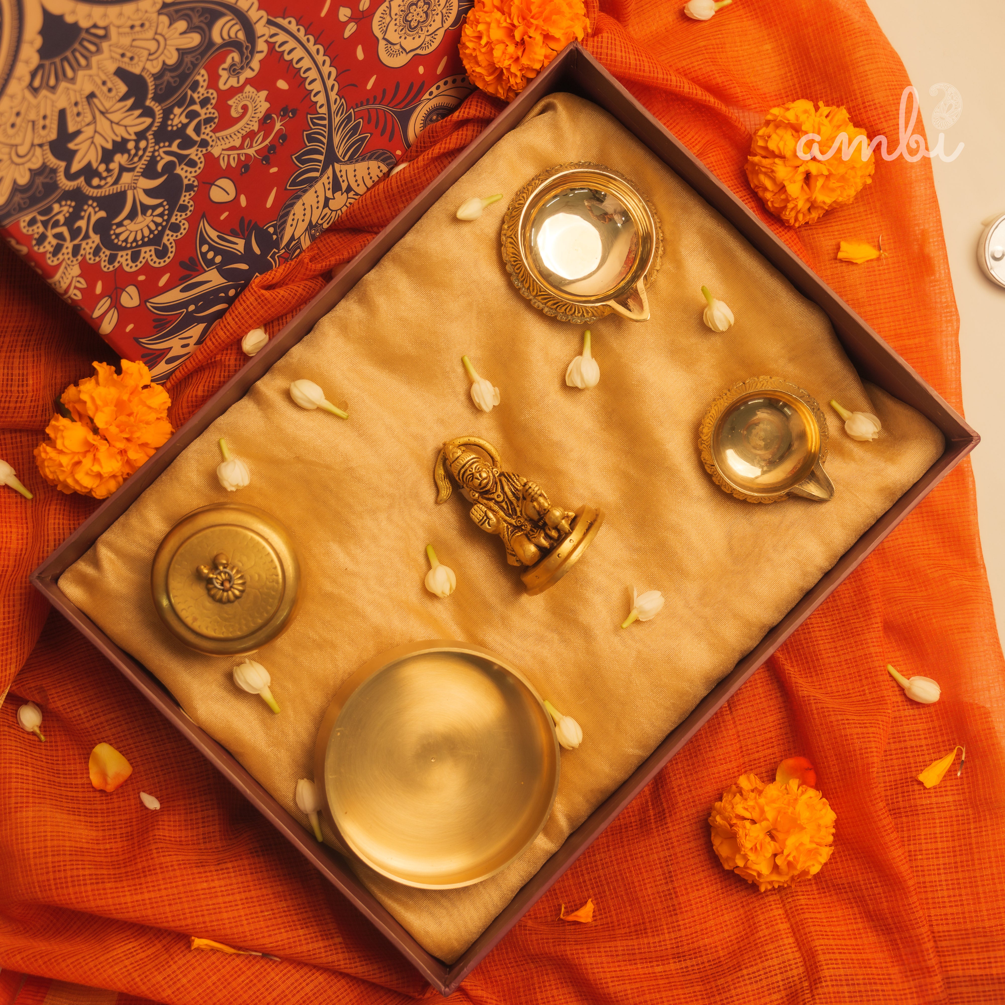 Pure Brass Hanuman Idol Giftbox