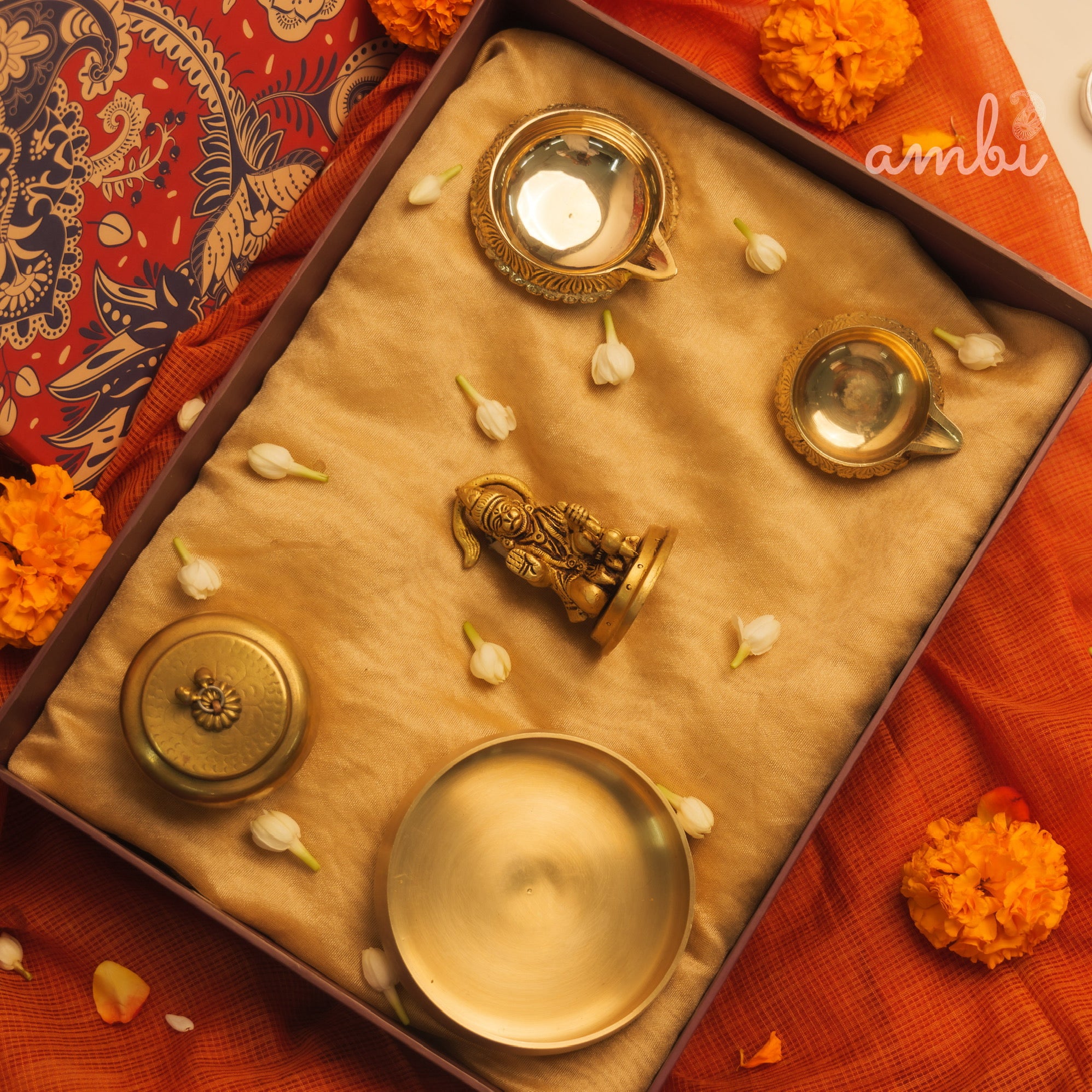 Pure Brass Hanuman Idol Giftbox