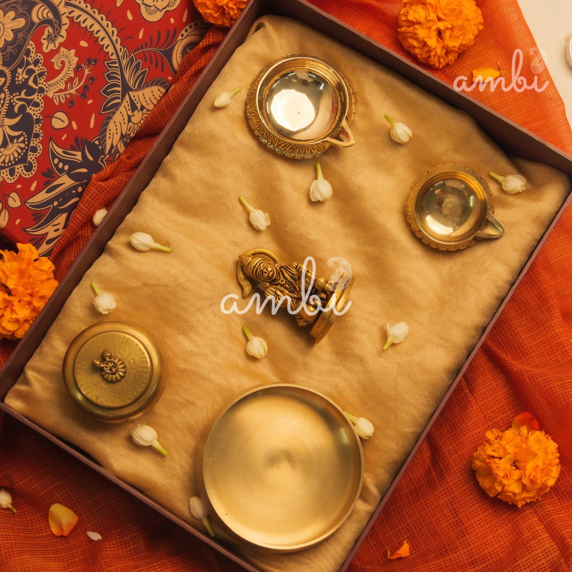 Pure Brass Hanuman Idol Giftbox