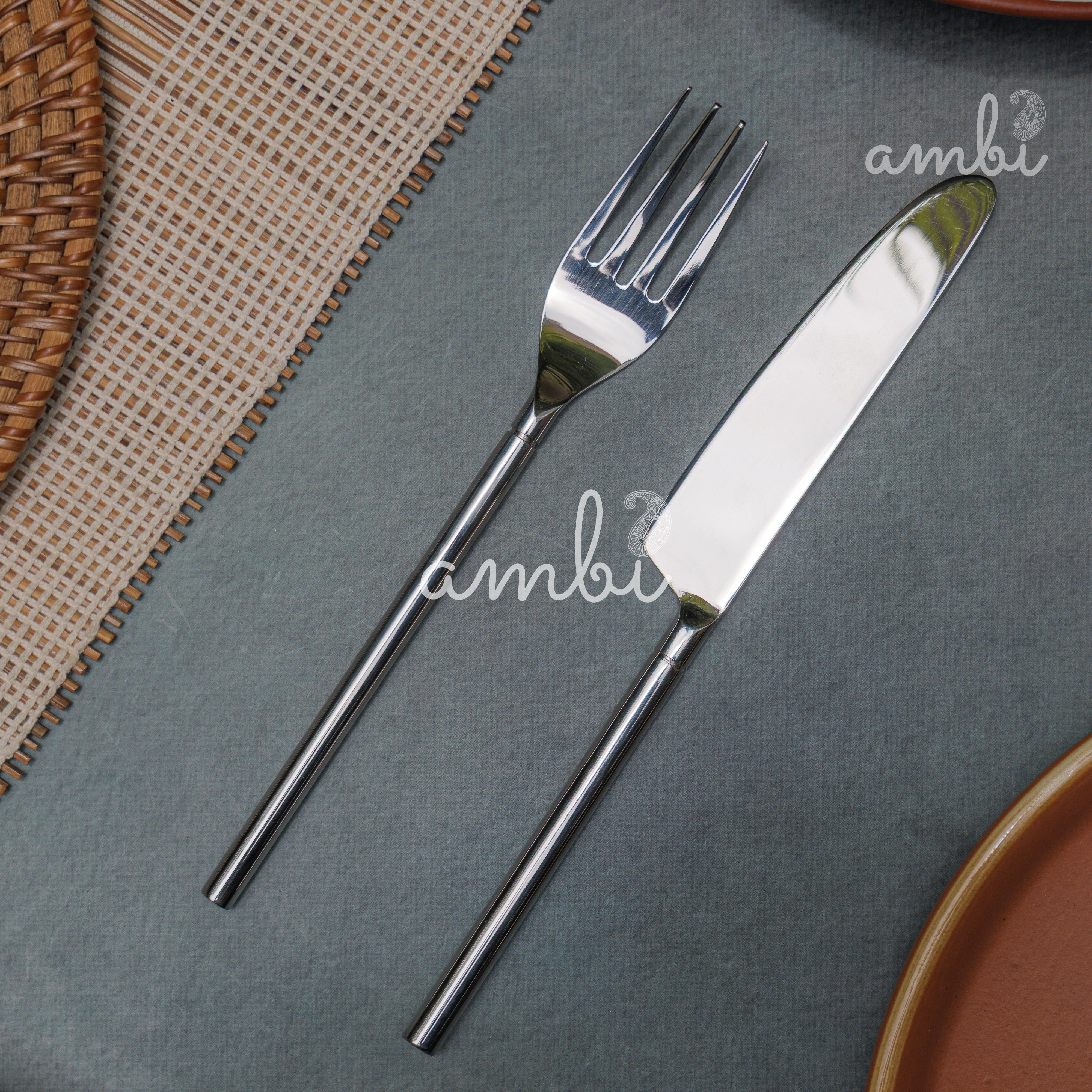 Handcrafted Heavy Steel Silver Cutlery Set of 4