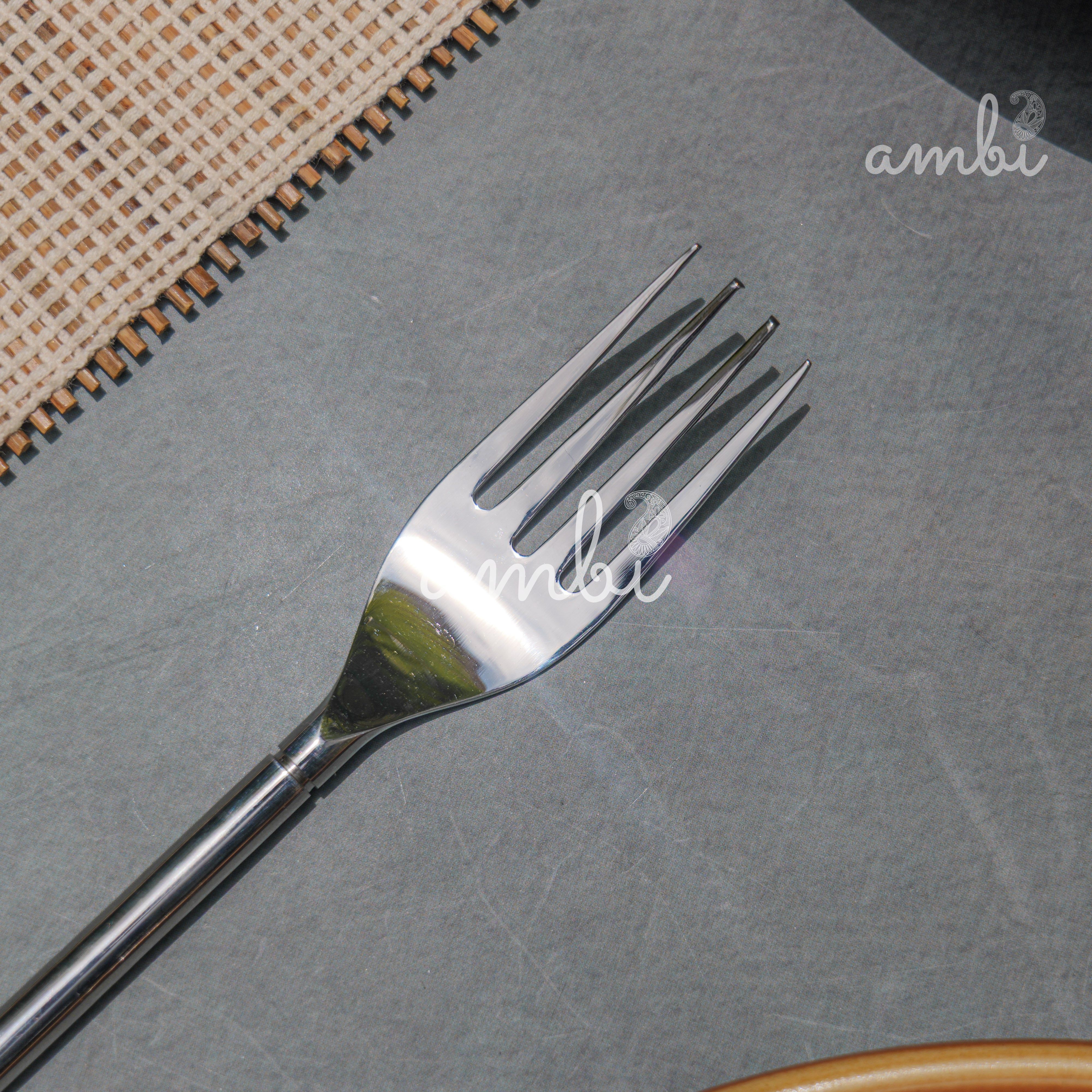 Handcrafted Heavy Steel Silver Cutlery Set of 4