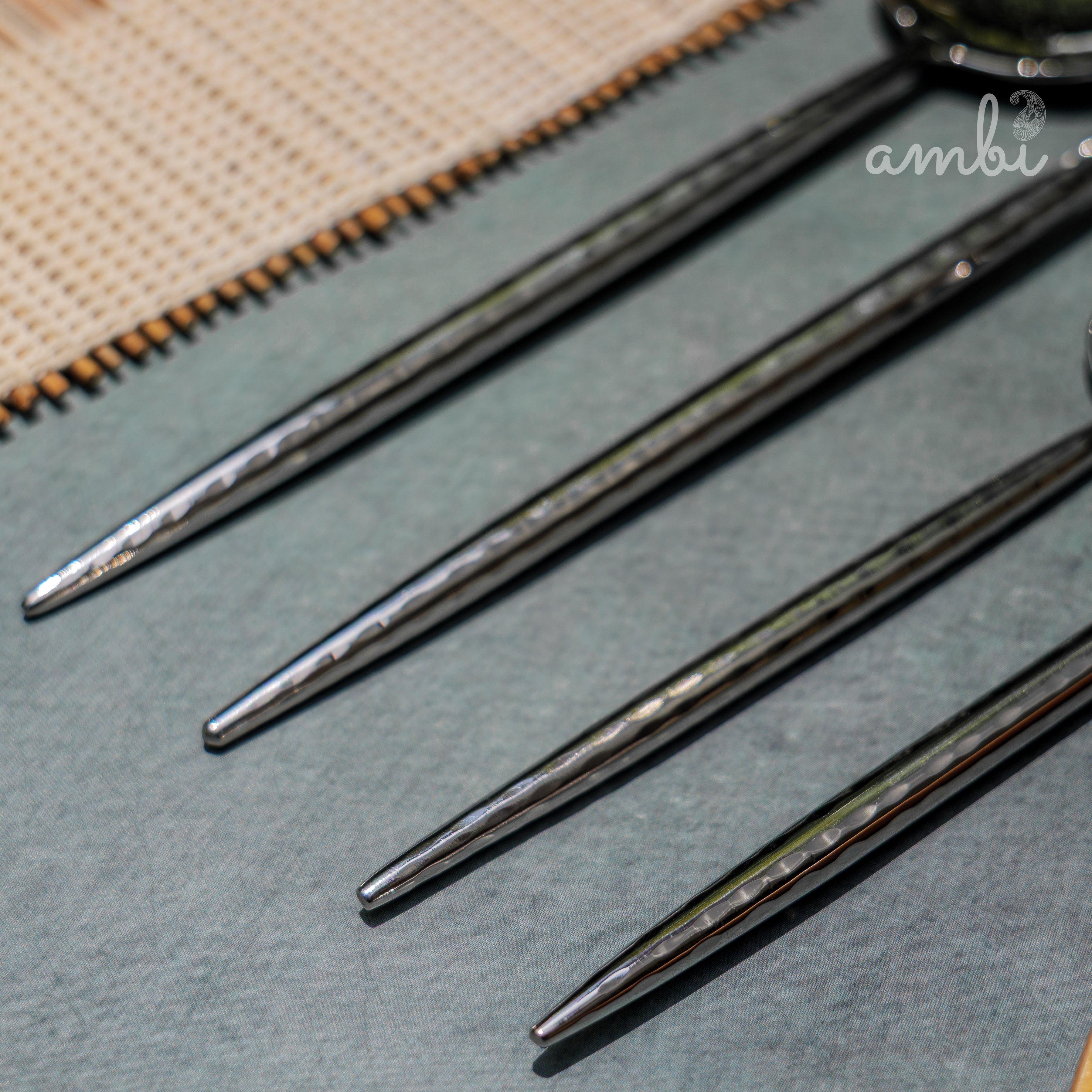 Handcrafted Heavy Steel Silver Cutlery Set of 4 Hammered