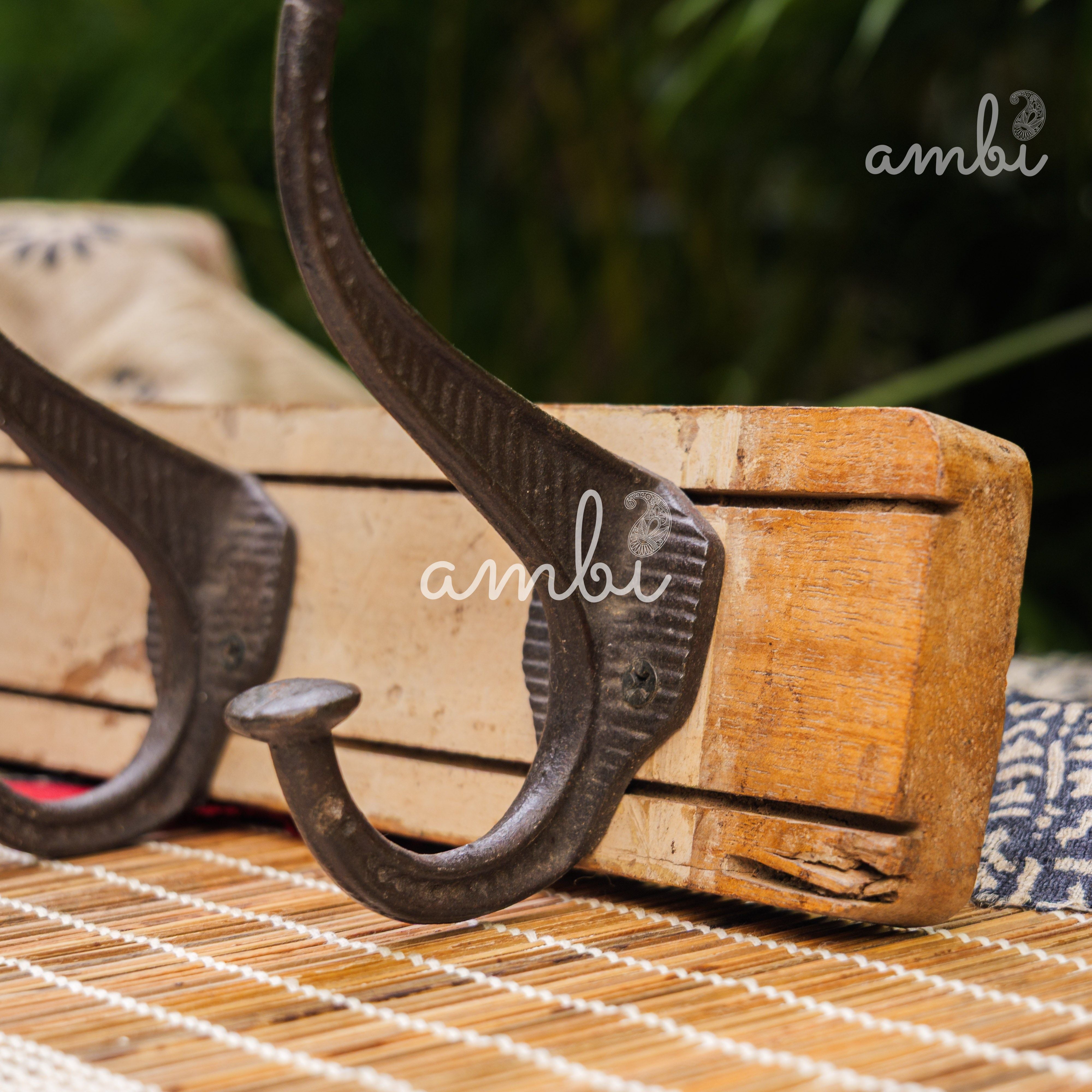 Ambi Vintage Style Wall Coat Hooks for Hanging