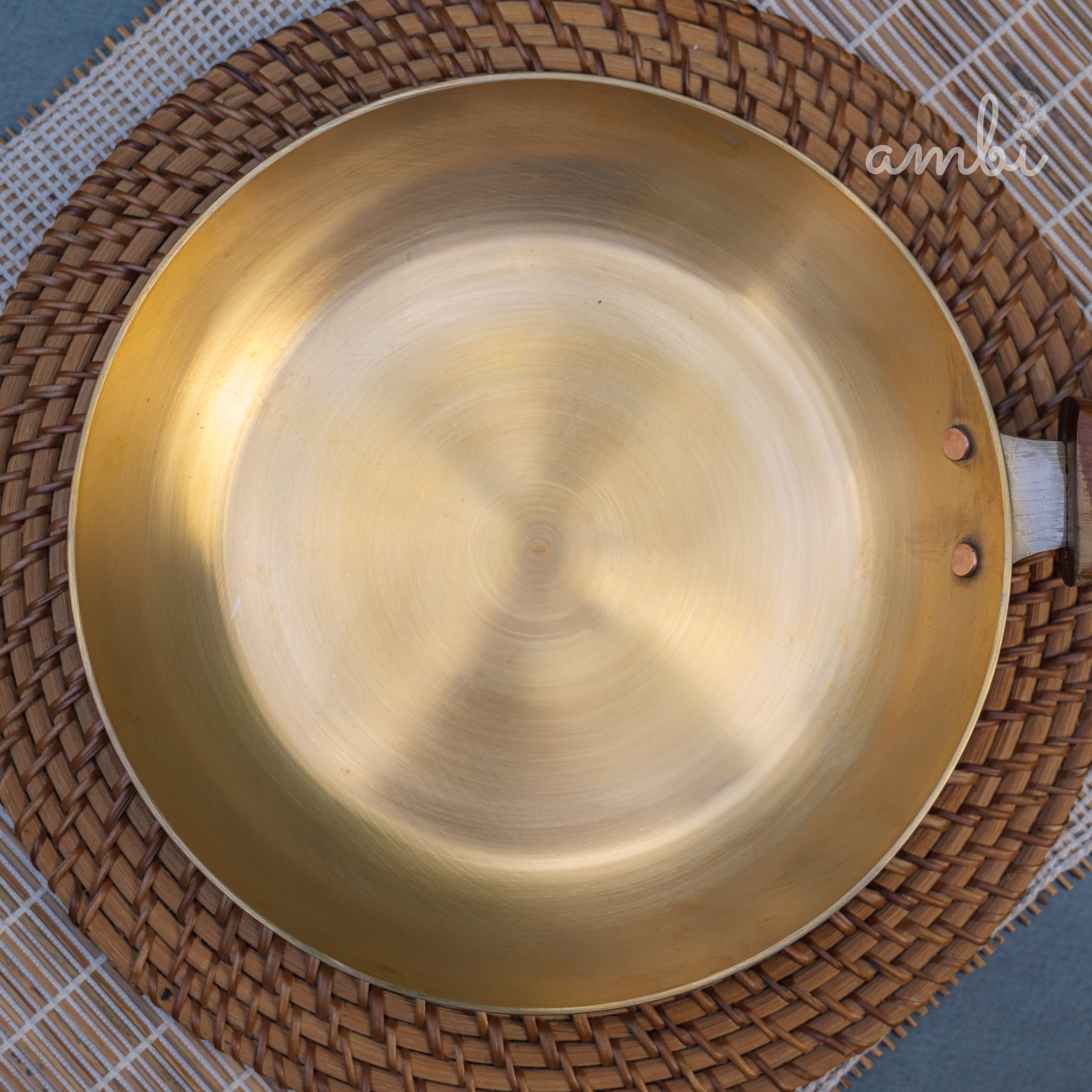 Ambi Kansa Fry Pan with Wooden handle - 8 Inches Diameter