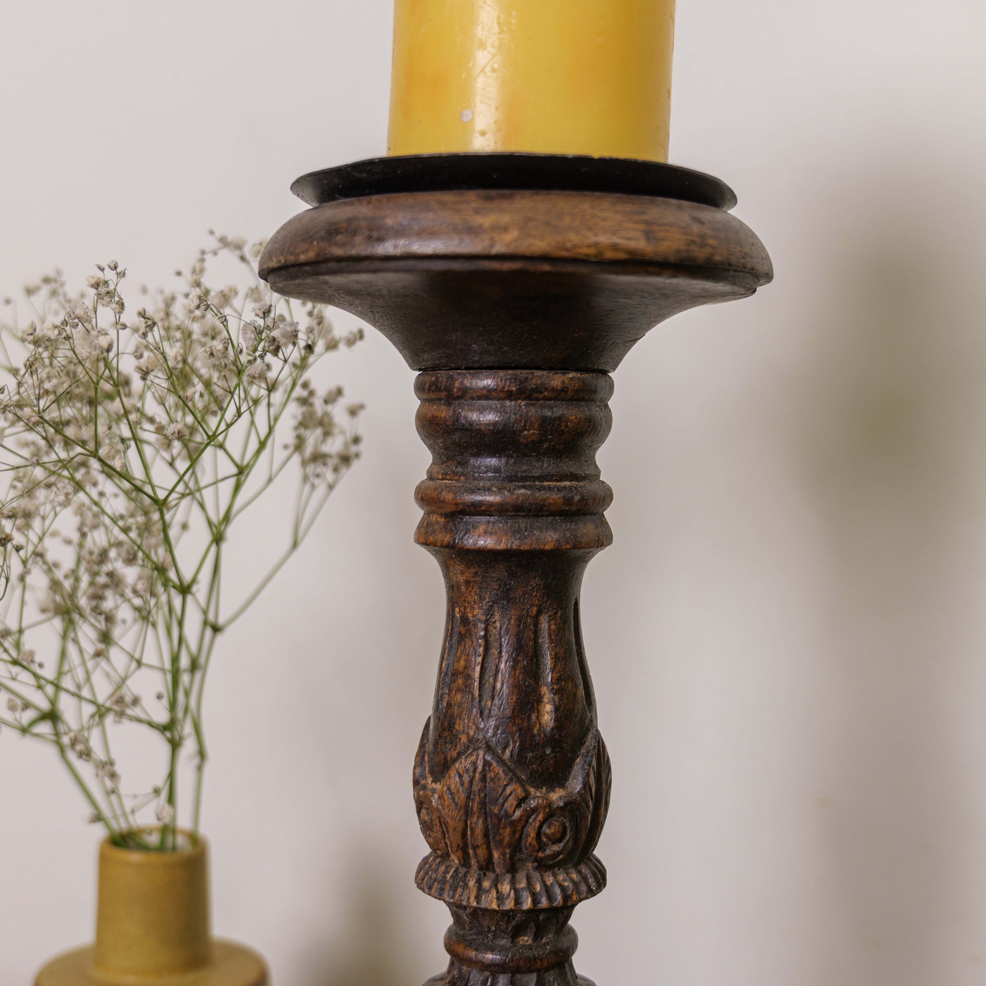 Elegant Vintage Candle Stand - Brown