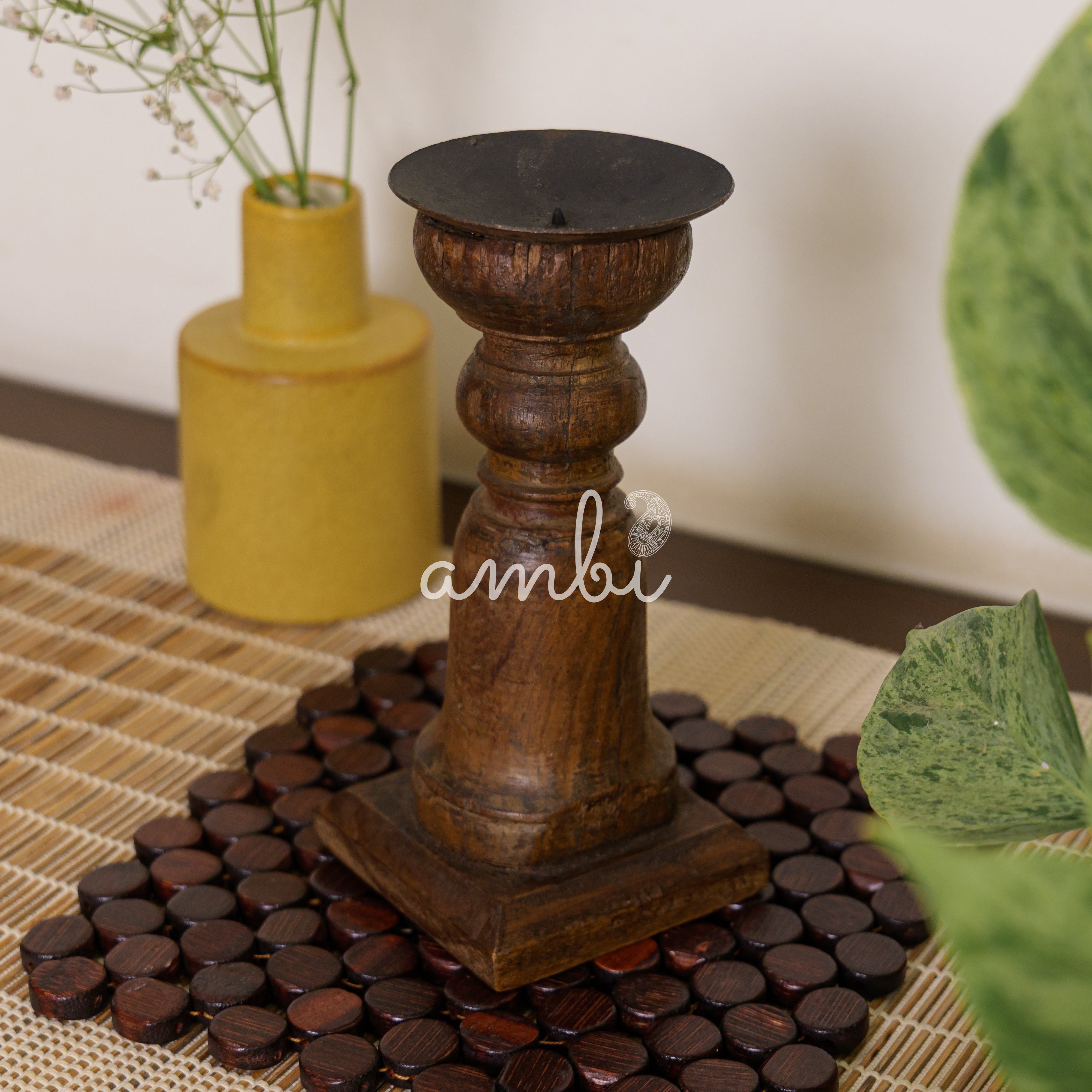 Classy Vintage Candle Stand