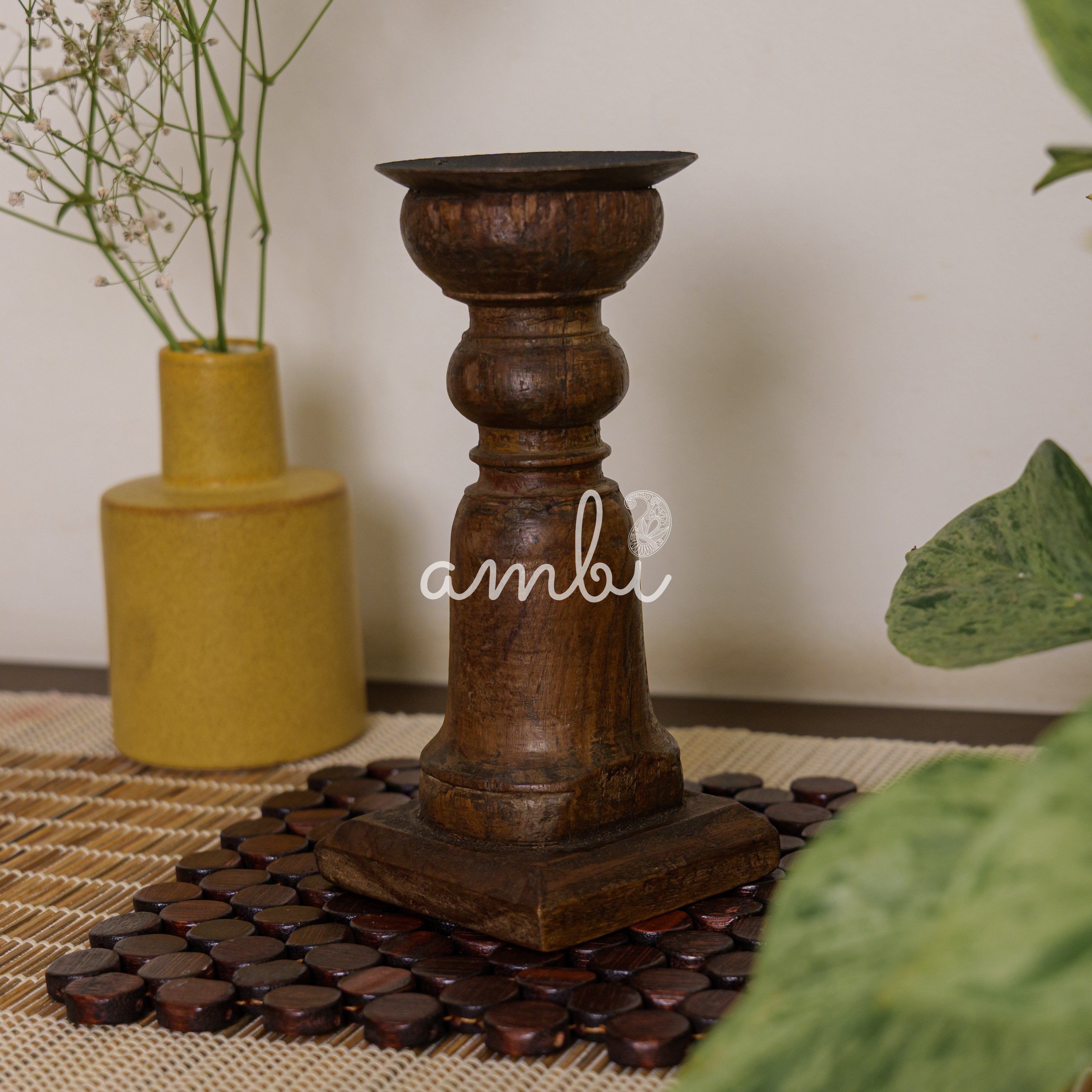 Classy Vintage Candle Stand