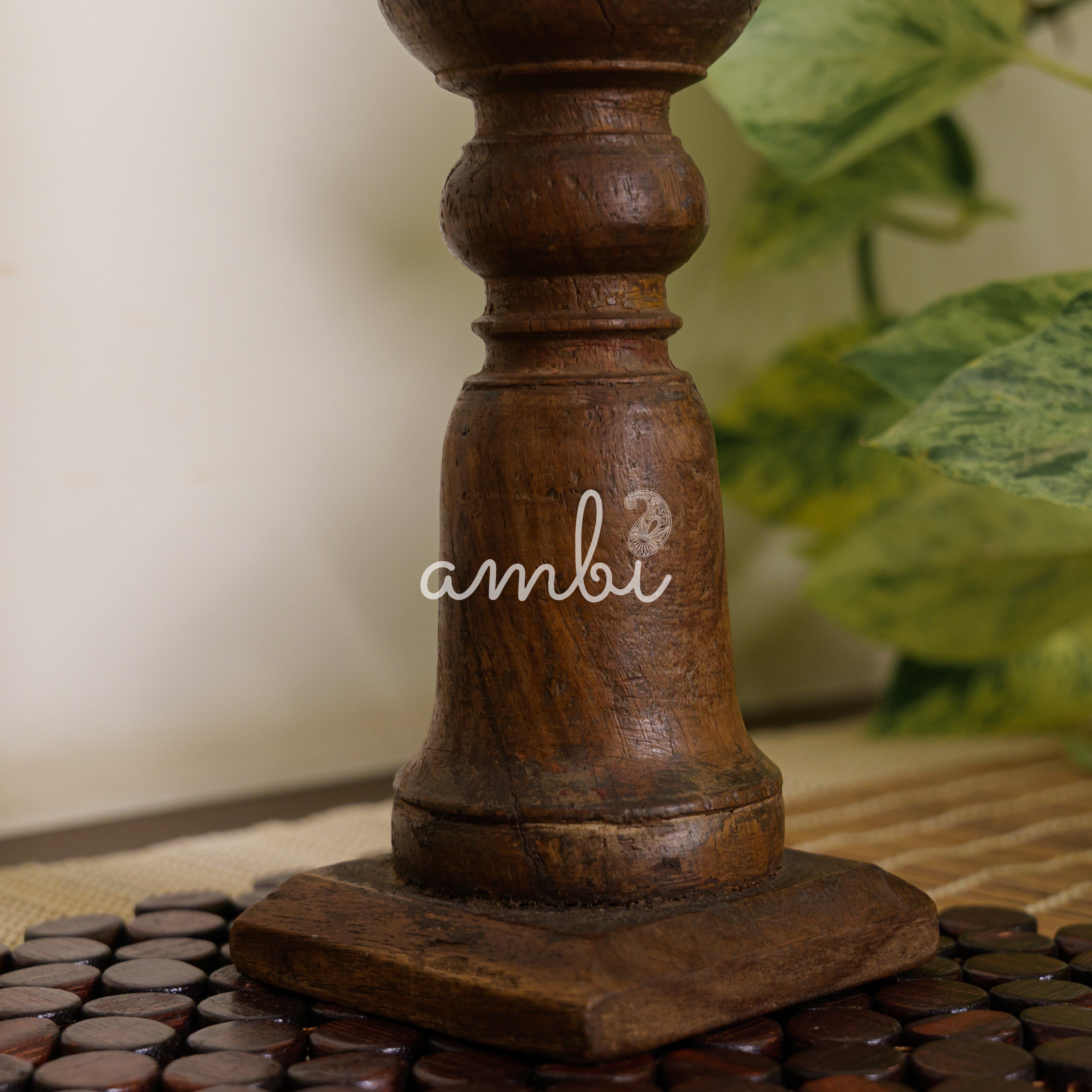 Classy Vintage Candle Stand