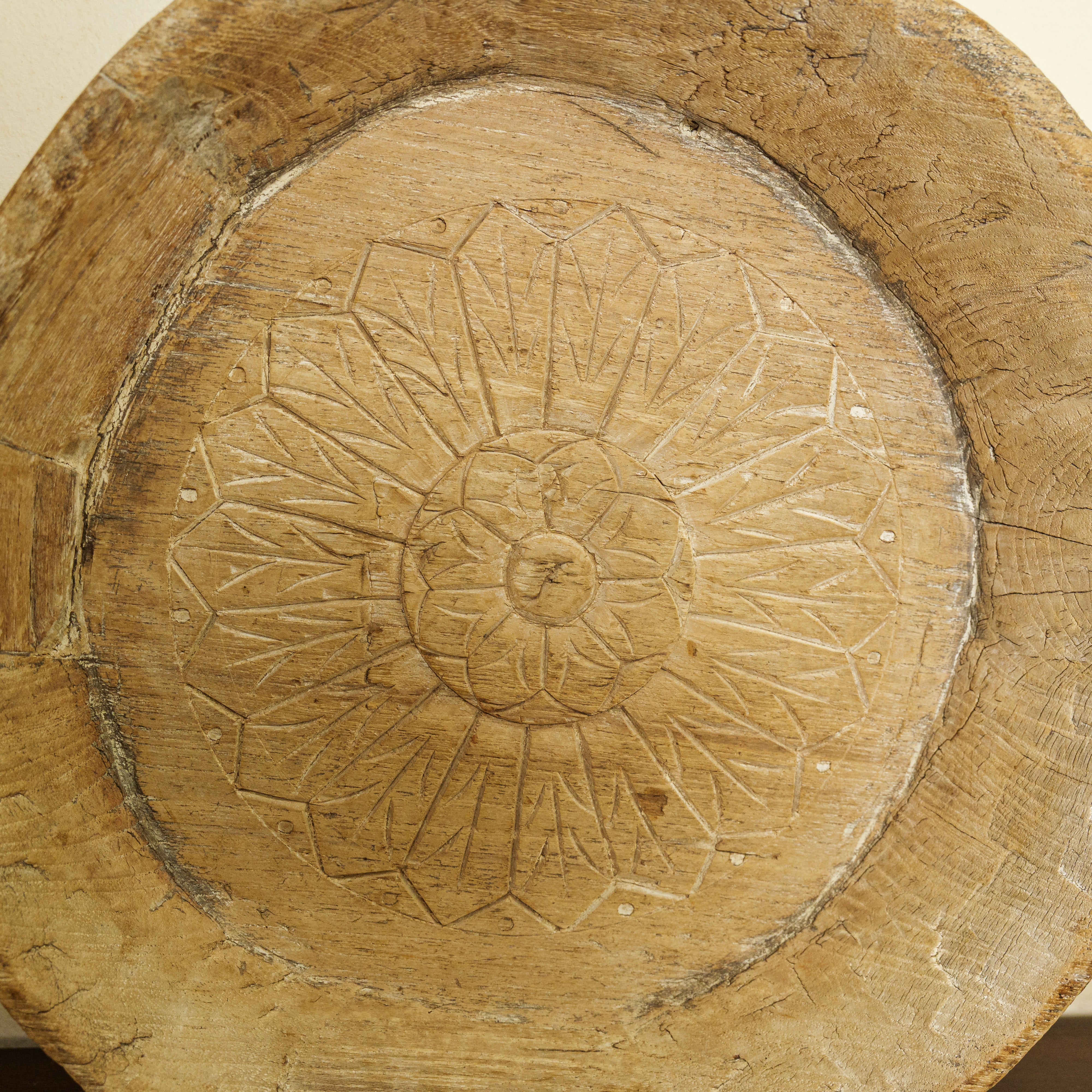 Round Parat - Vintage Wooden Parat / Planter / Table Decor / Fruit Basket