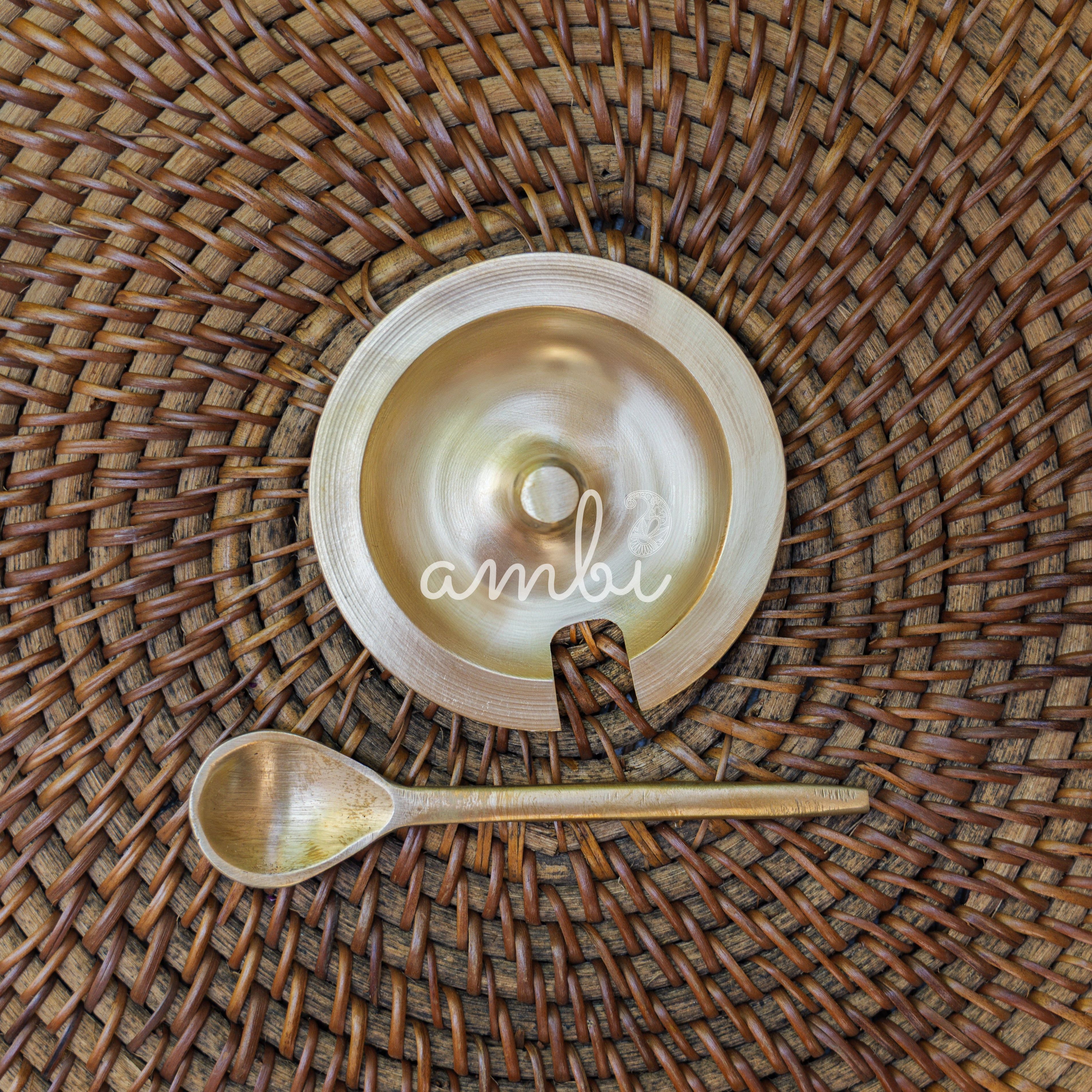 Handmade Artisanal Fine Finish Lead Free Pure 100% Kansa Heavy Ghee / Oil Pot for Health Benefits - Extra Large - 400 ML Pot with Spoon