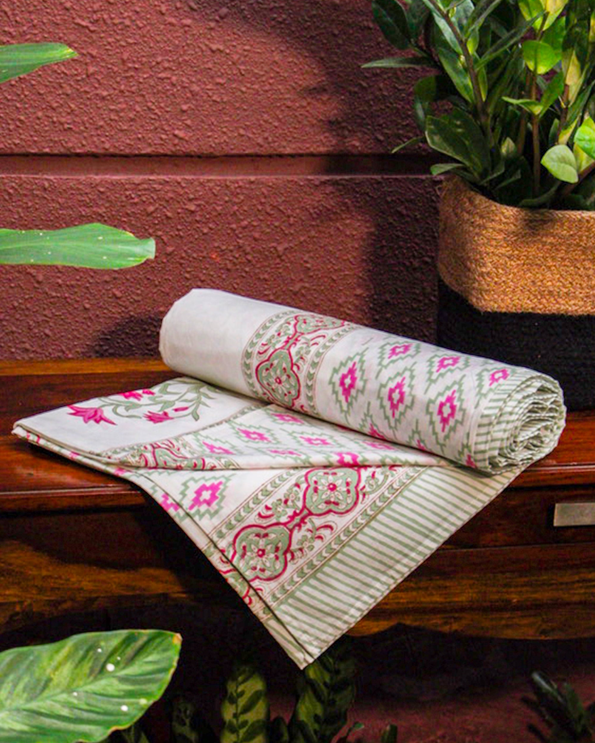2025 Collection - Bed Sheet - Pink Pattern Jaipuri Hand Block Pure Cotton Parkhel Print Double Bedsheet with 2 Pillow Covers - 108X108 Inches