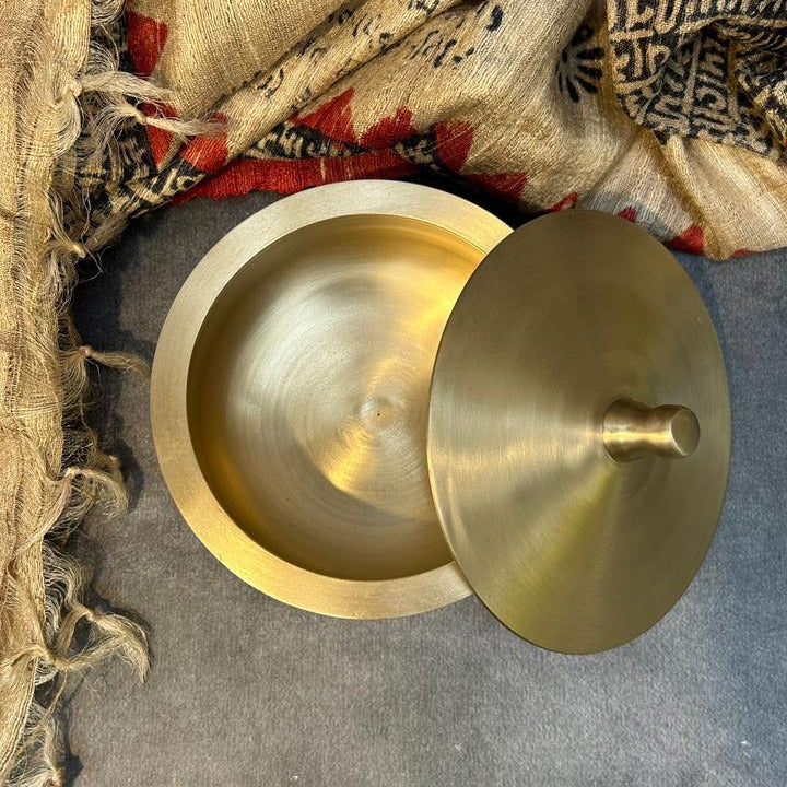 Ambi 100% Pure Lead-Free Kansa Serving Handi with Crowned Lid – Small Size - 600 ML