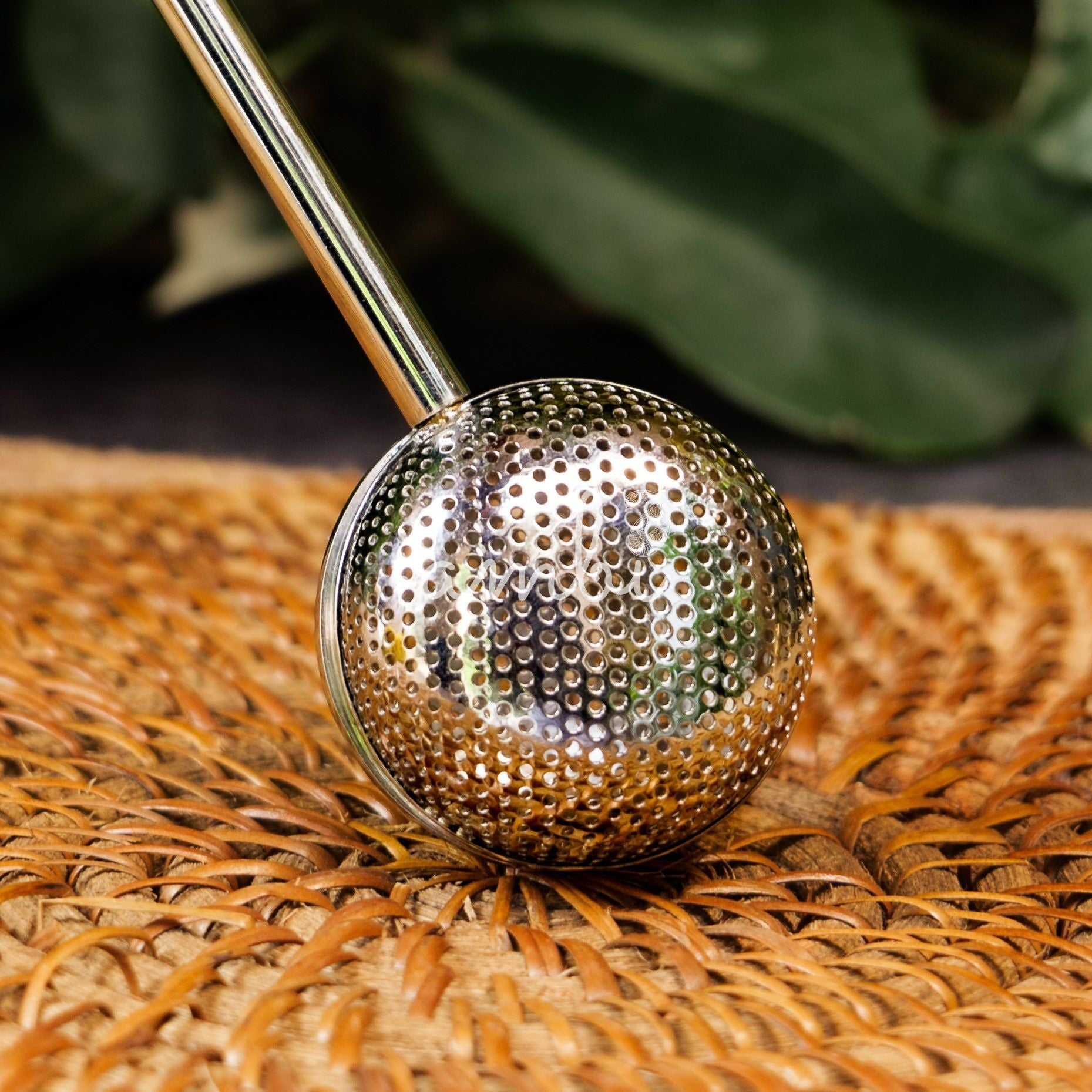 Pure Brass Bliss Tea Infuser with Slide Mechanism - SILVER