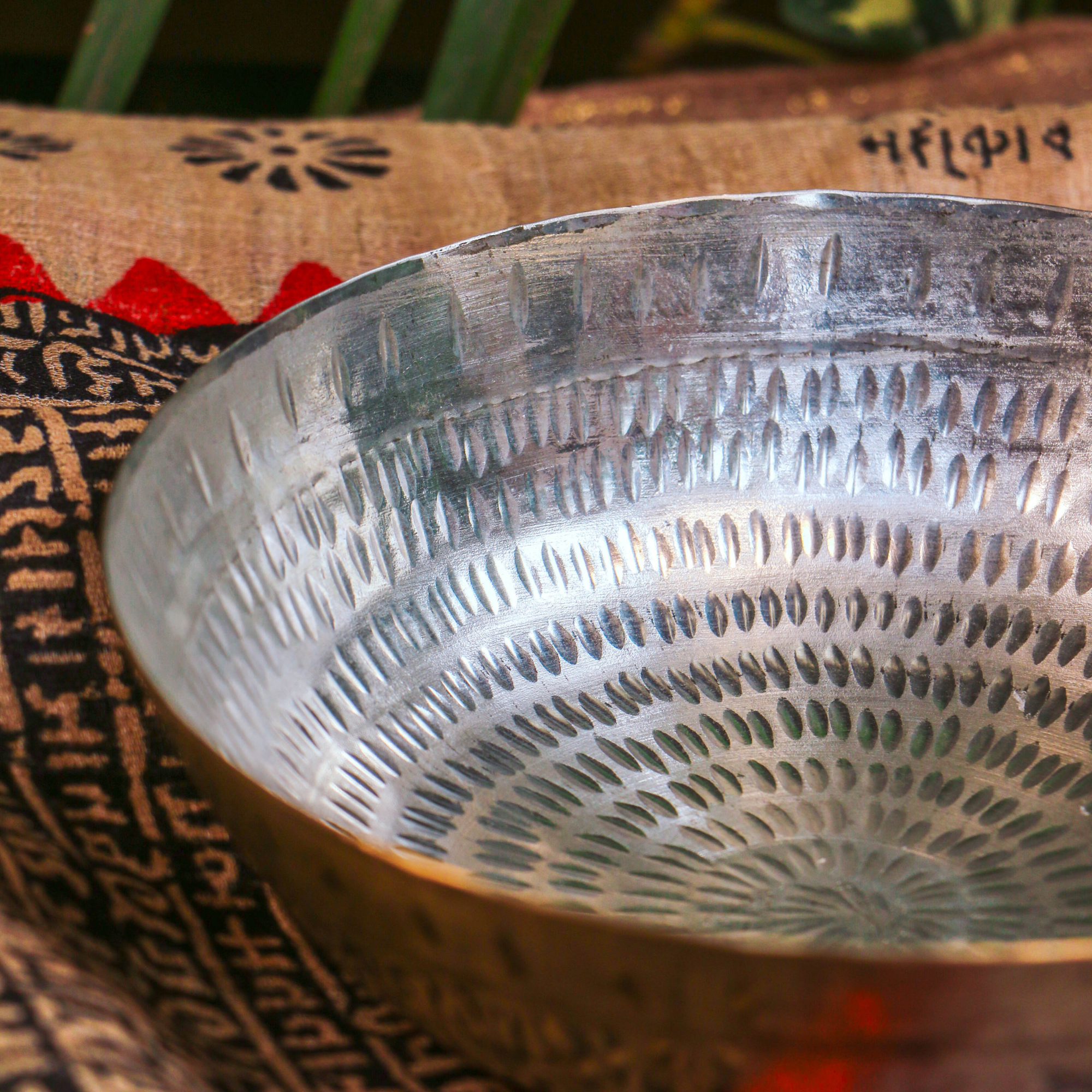 Ambi 100% Pure Brass Small 'Peetal ki Kadai with Kalai' - 10 inches Diameter