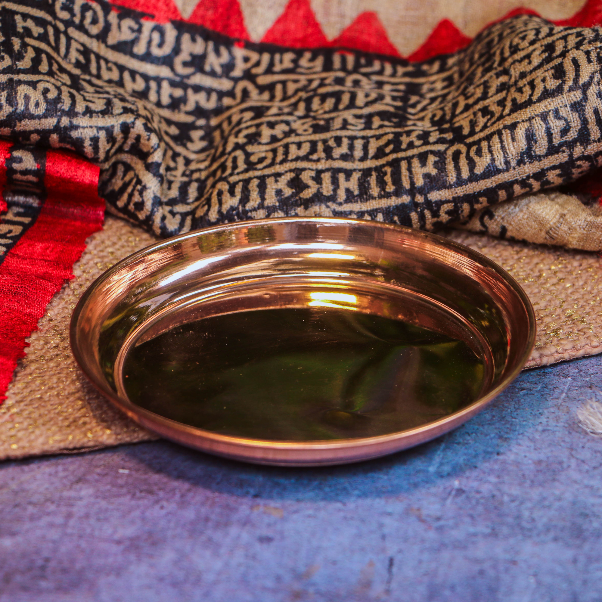100% Copper Pooja Plate / Ayurveda / Vaastu - Small 3.5 Inches Diameter - Set of 5