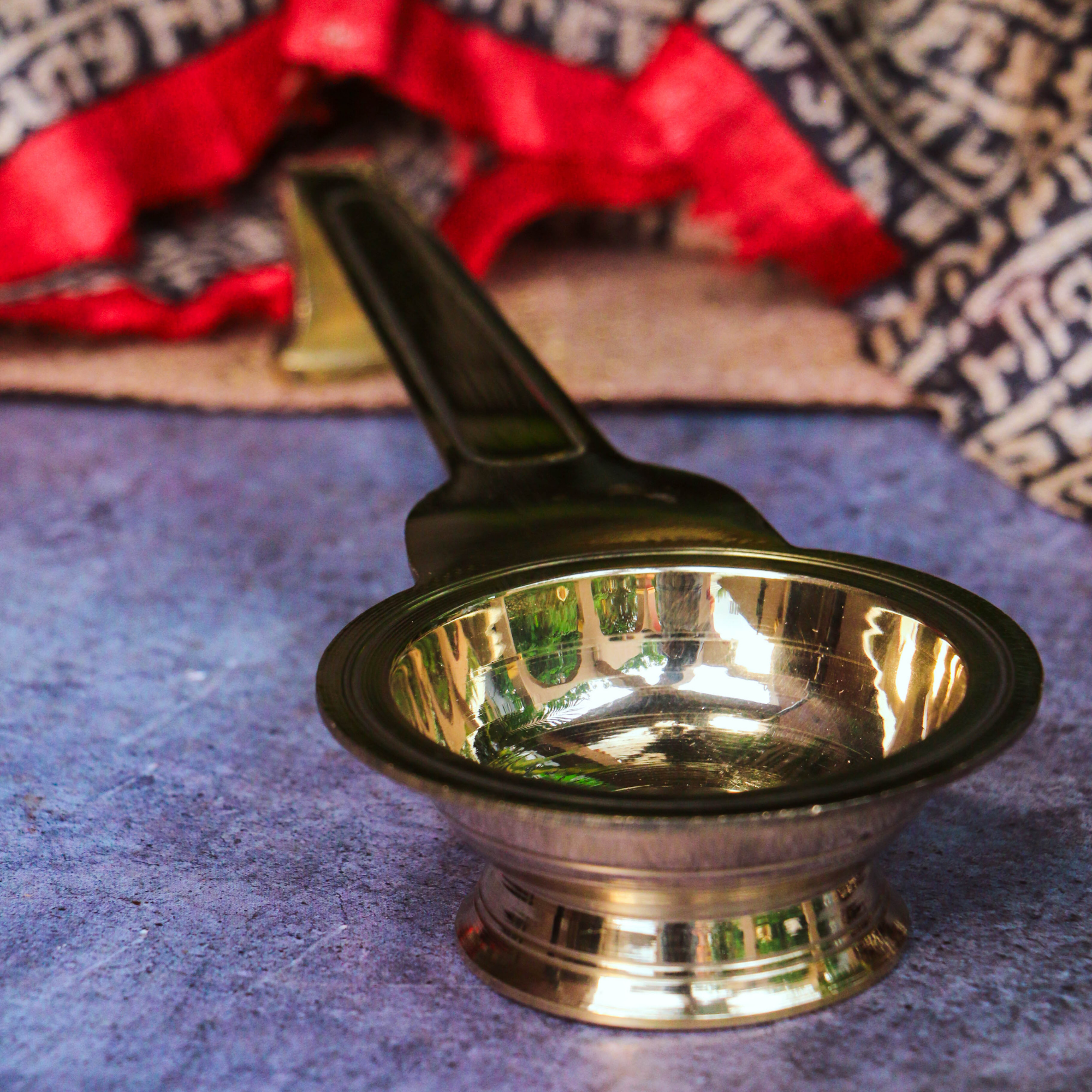 100% Pure Brass Pooja Aarti Deepam / Deepak / Diya - Length - 25 cms (10 inches)