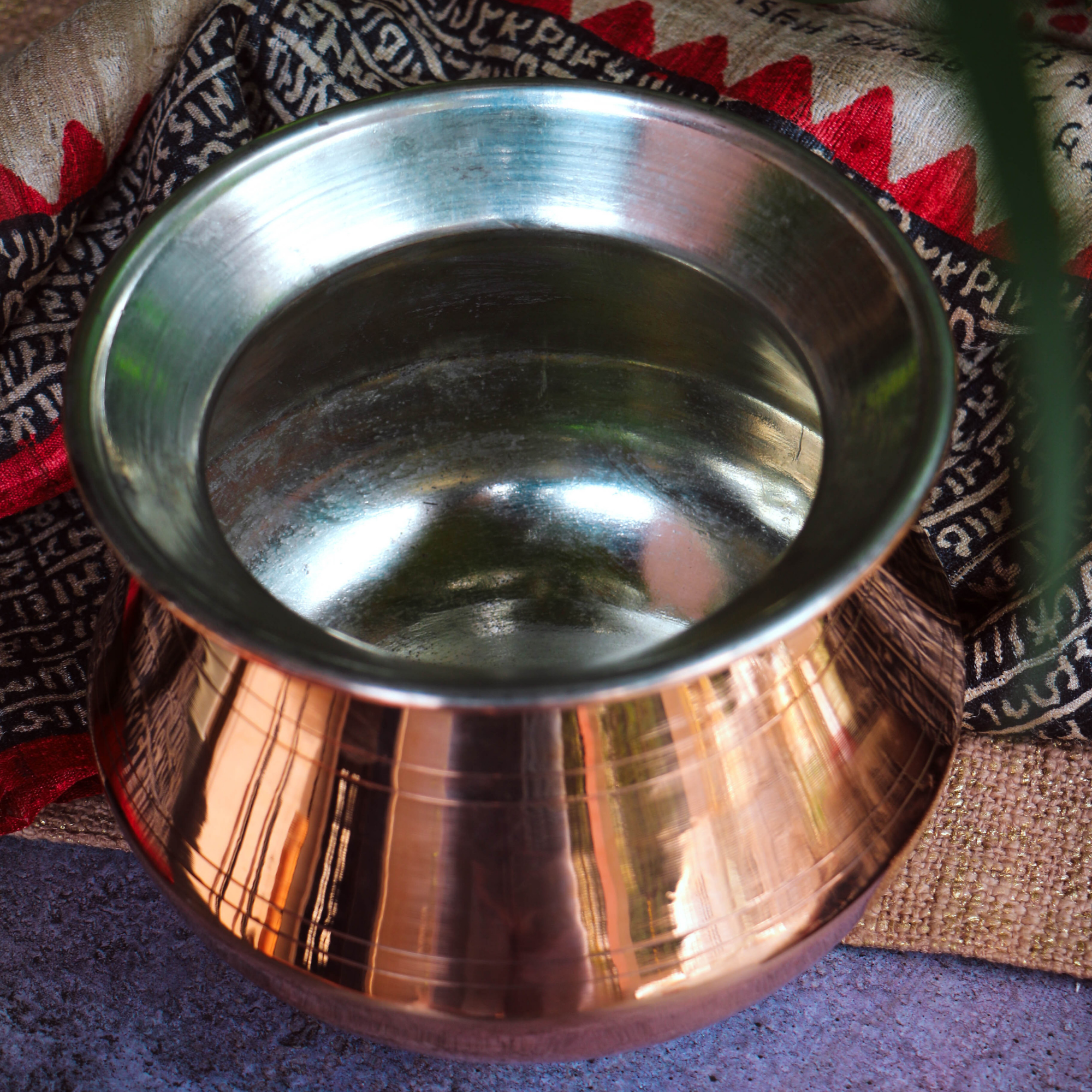 100% Pure Copper Water Kalash / Matka for Health / Ayurveda / Pooja / Ceremonies - Medium - 2.5 L