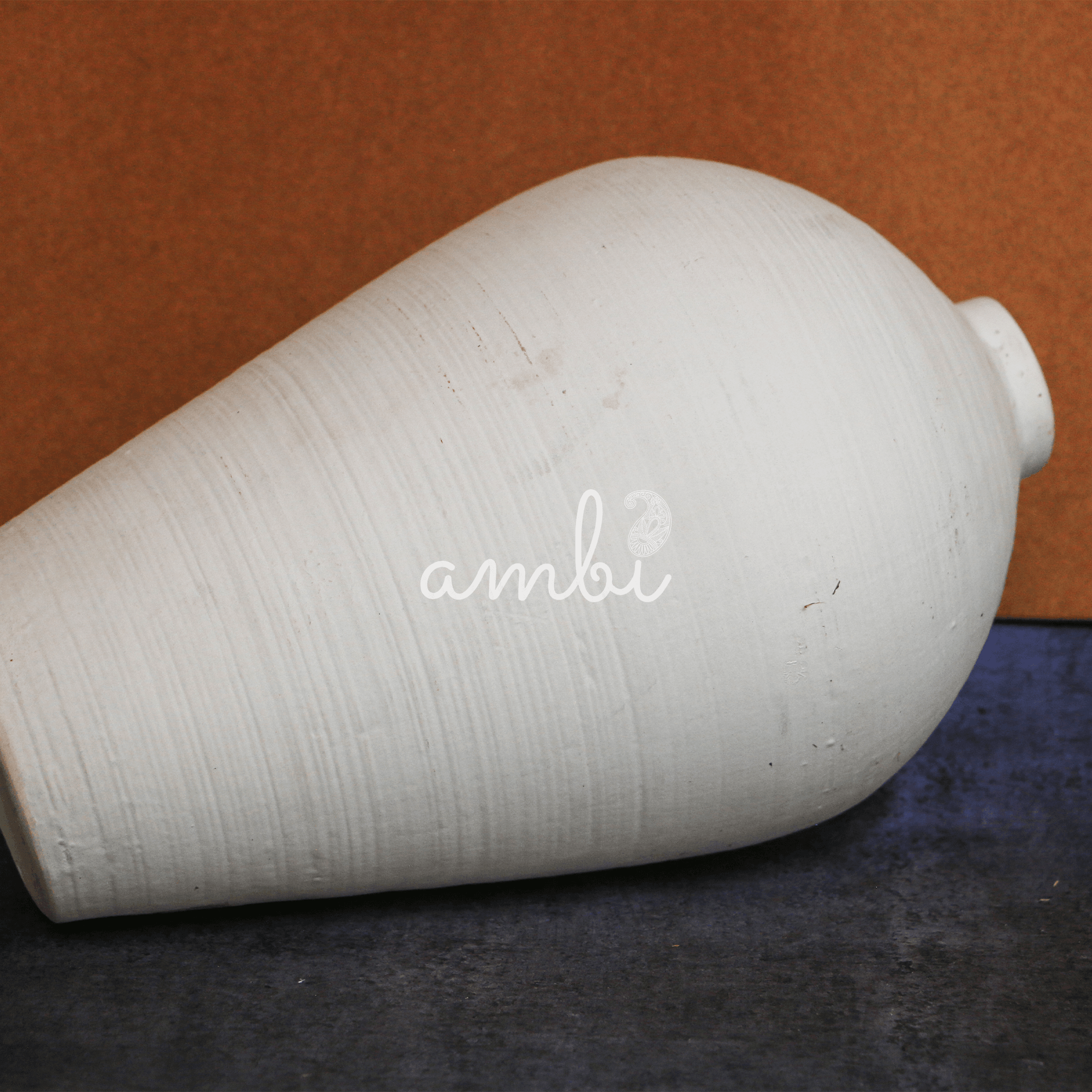 Ambi Handcrafted White Ceramic Flower Vase (Large)