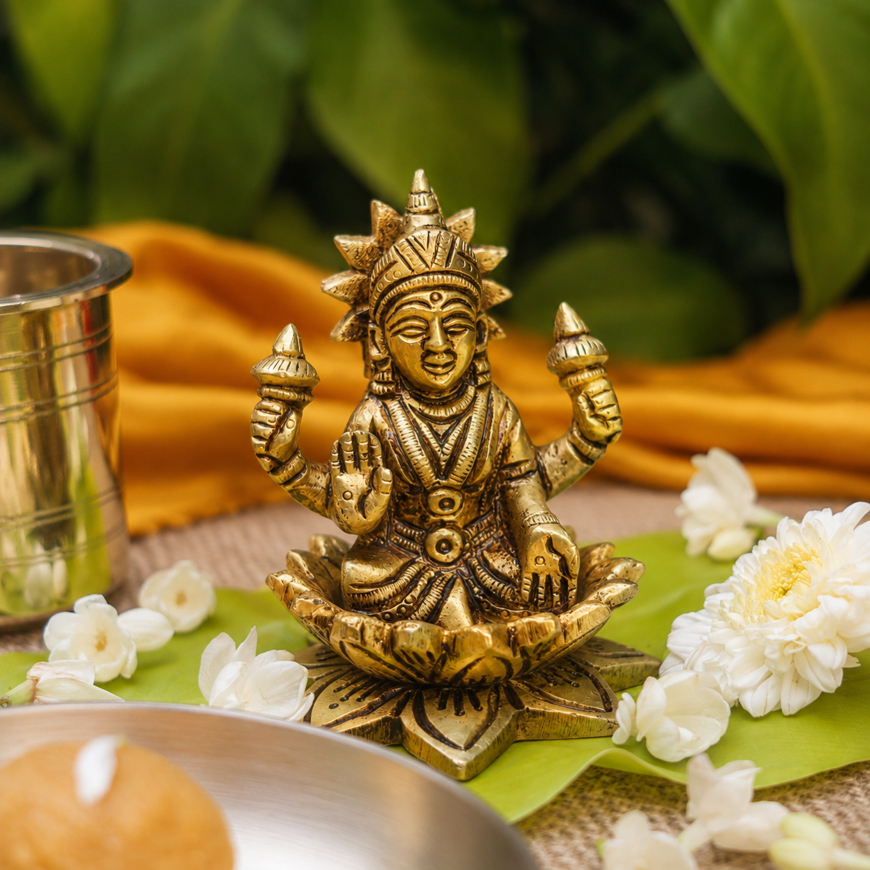 Pure Brass Goddess Lakshmi Idol - 3.5 inch height - Heavy Make