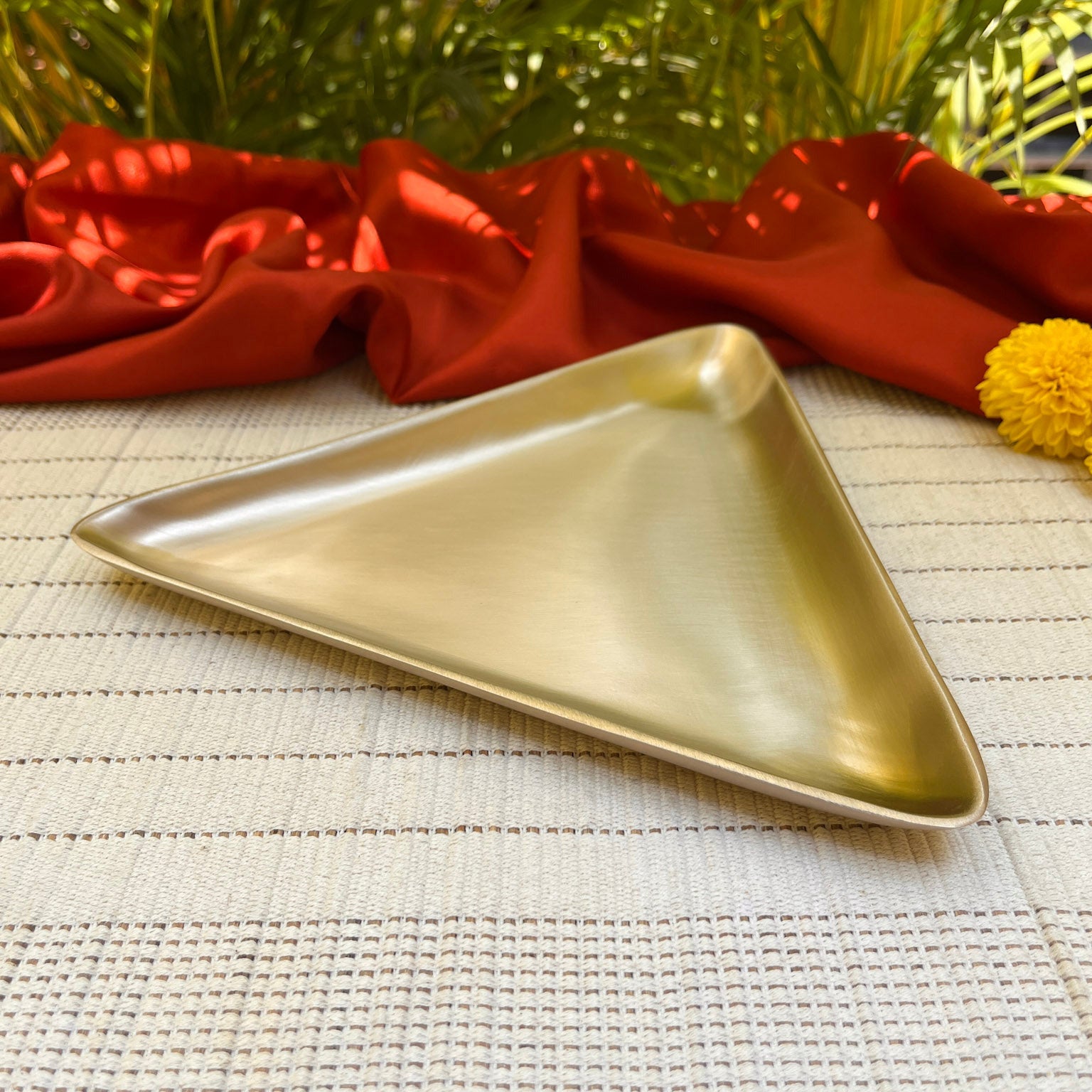 Ambi Pure Kansa Triangle Platter – Lead Free | Smooth Finish I Heavy Piece