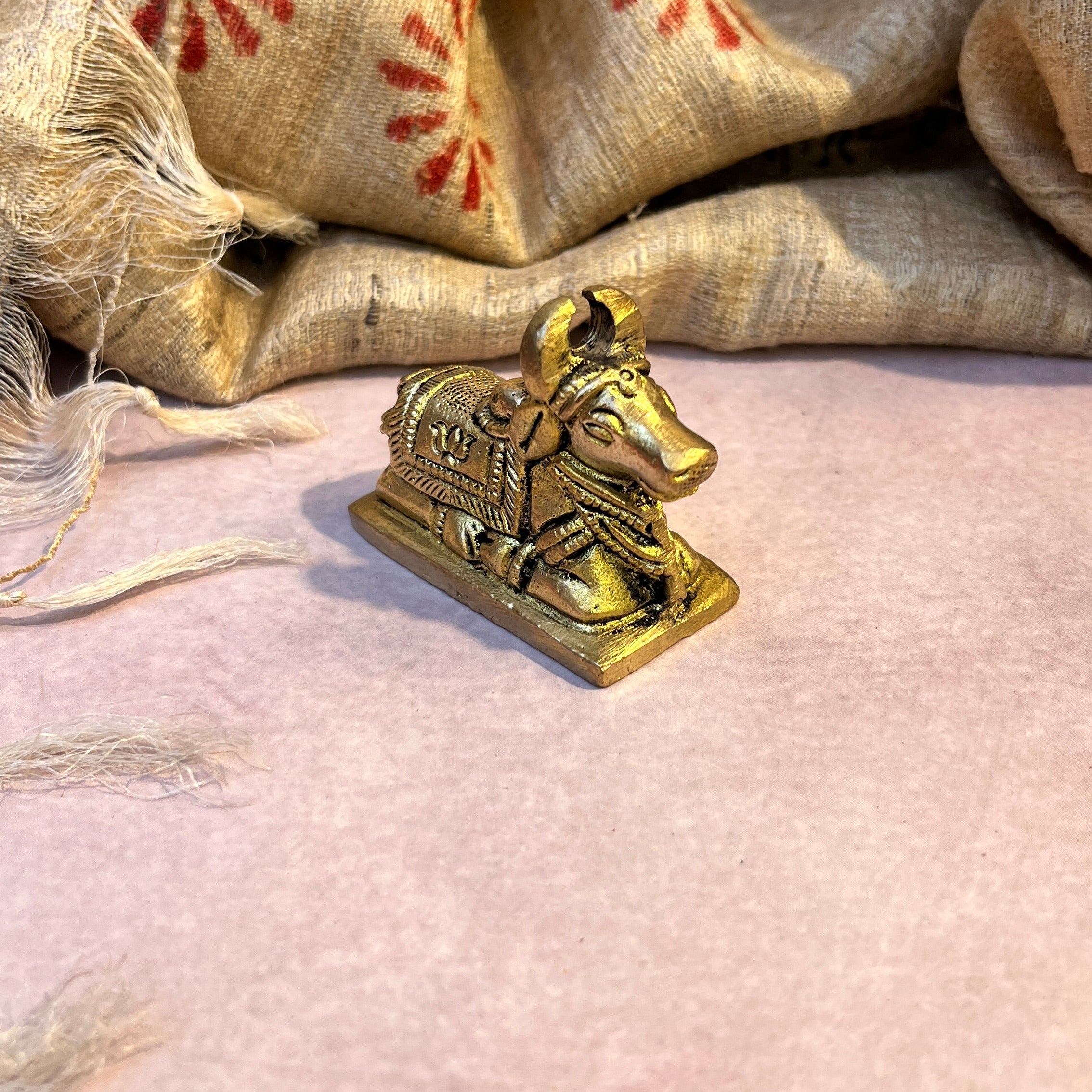 Ambi Pure Brass Nandi Statue with Lotus Engraving - 180 Grams