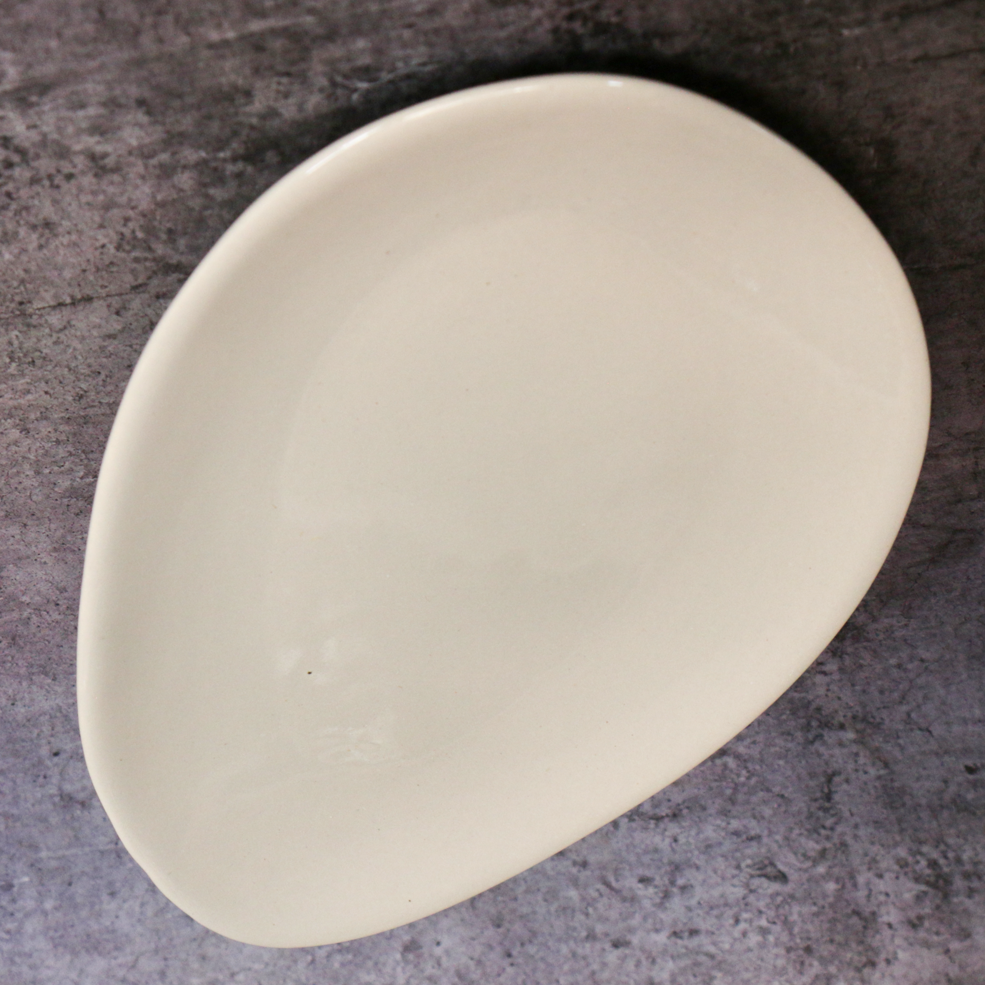 Ambi Handmade Ceramic Almond Shaped Serving Platter Small