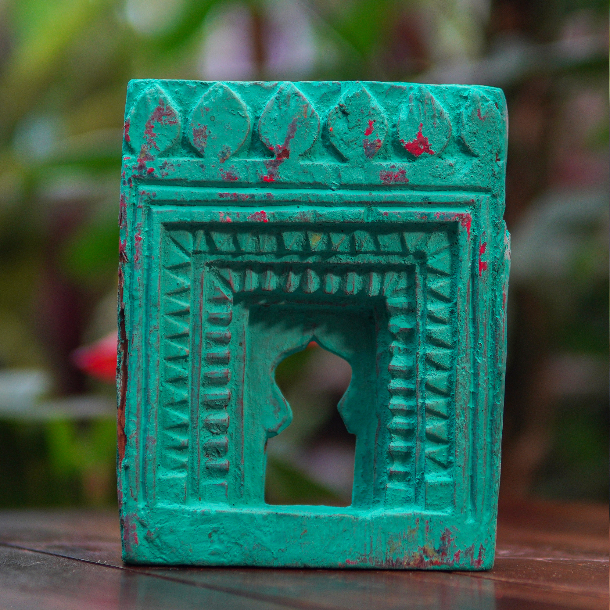 Wooden Temple Frame in Green Finish