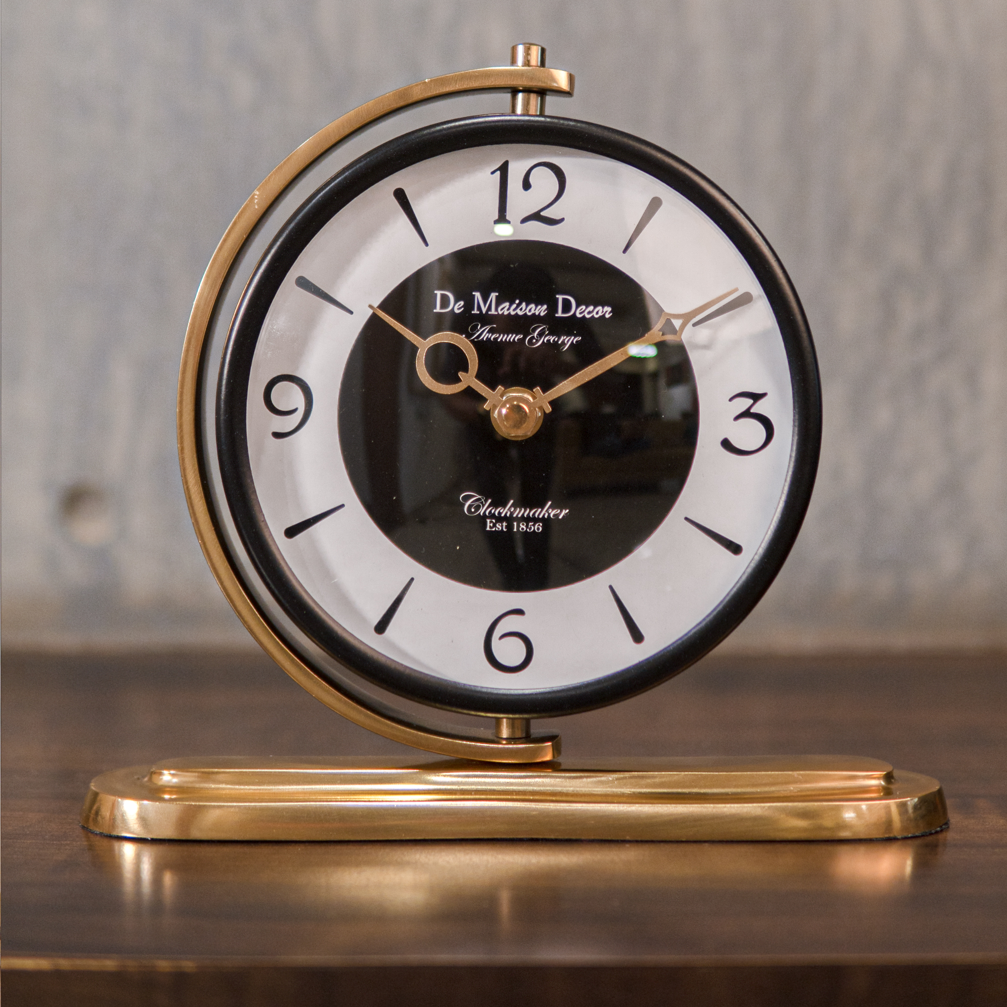 Pure Brass Gold Finish Flat Base Table Clock Table Art