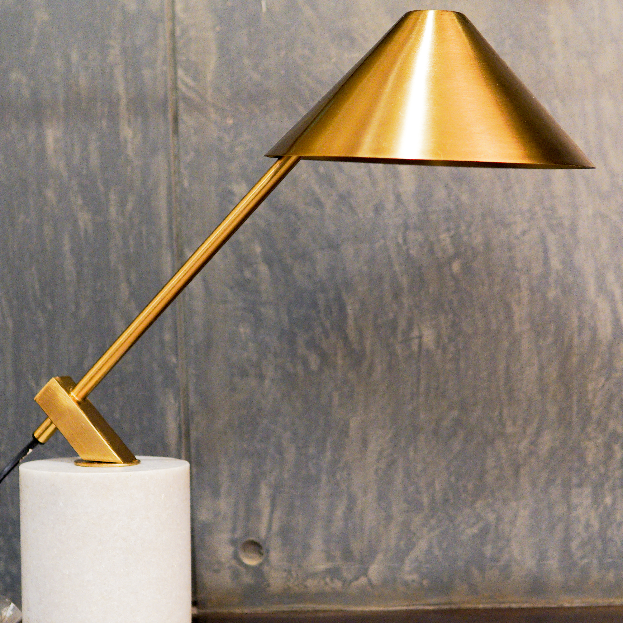 Artisanal Vintage Brass Table Lamp With Marble Base