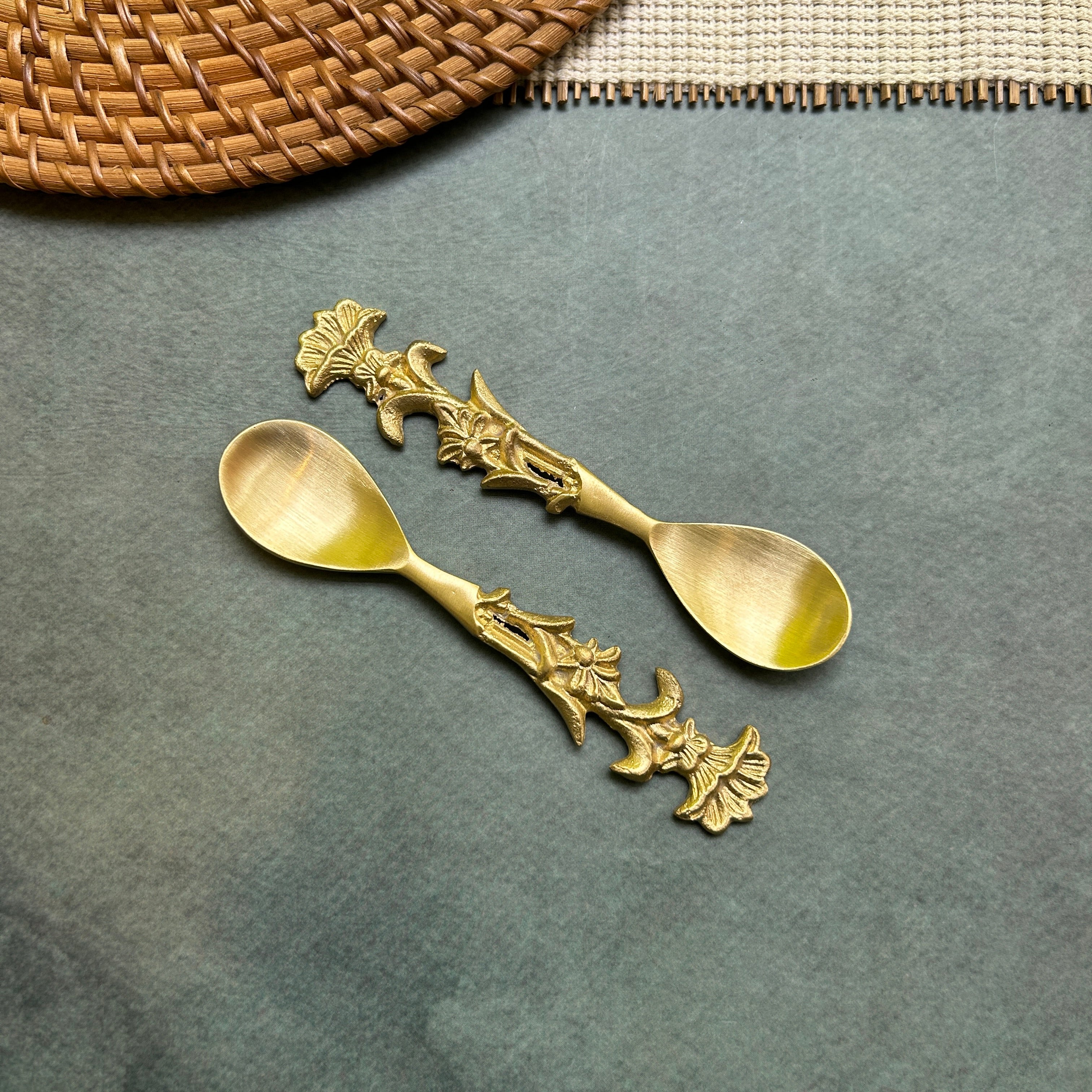 Ambi Ornate Pure Brass Spoon Set | Handcrafted Decorative Spoons