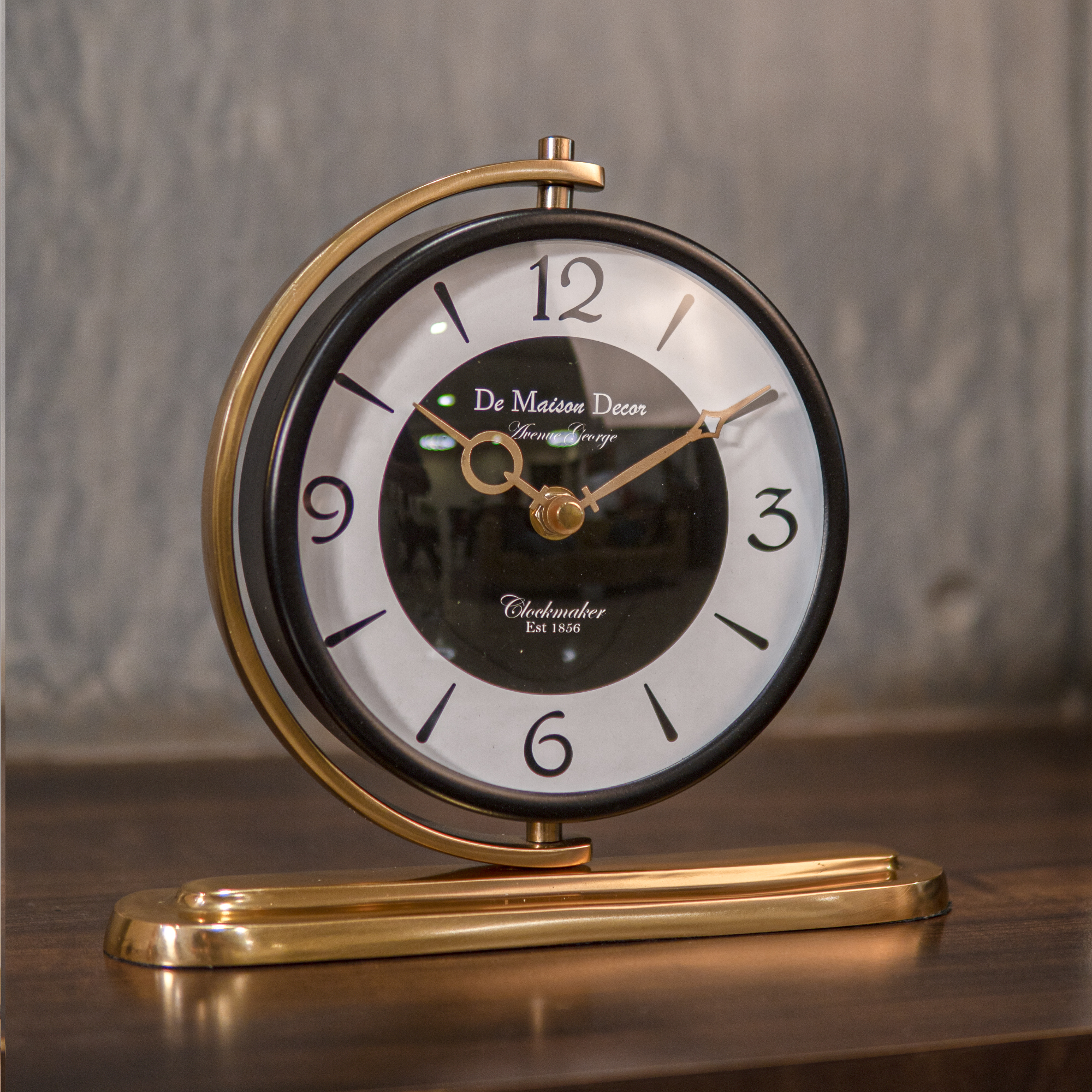 Pure Brass Gold Finish Flat Base Table Clock Table Art