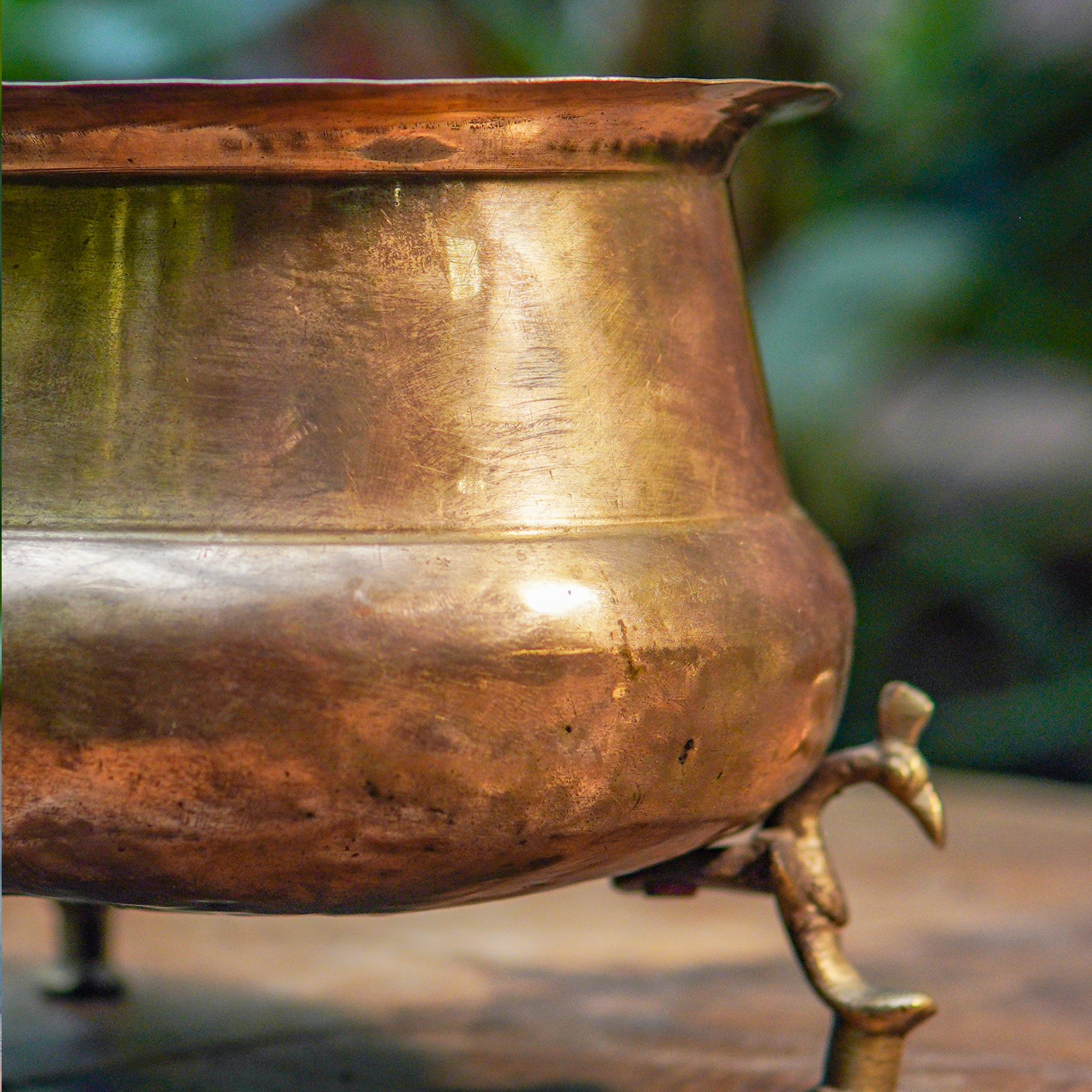 Handcrafted Vintage Timeless  Brass Pot On Leg