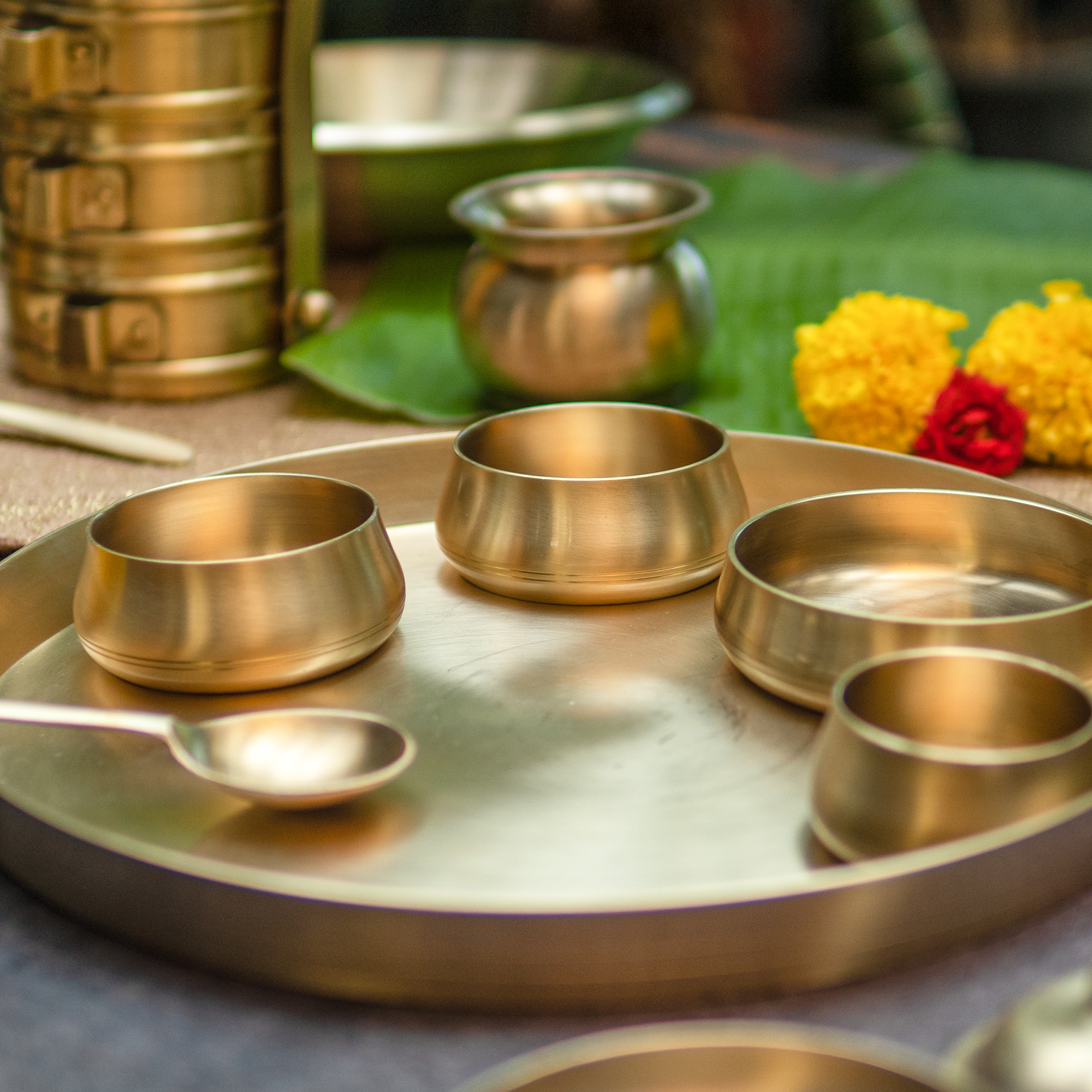 Curved Brass Thali Set - Set of 7 pieces - Matt Finish - Heavy Grade